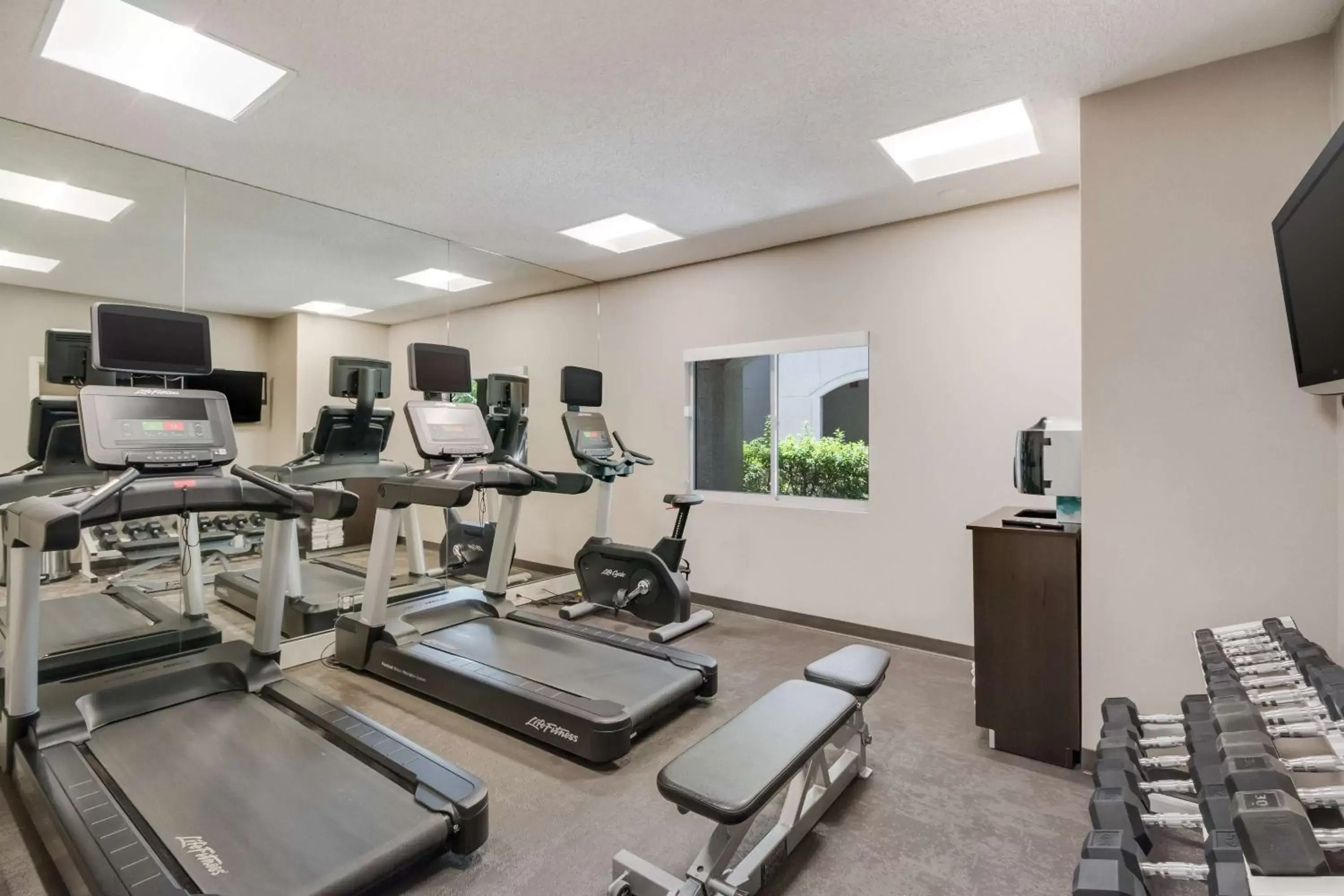 Spa and wellness centre/facilities, Fitness Center/Facilities in Sonesta ES Suites Huntington Beach Fountain Valley