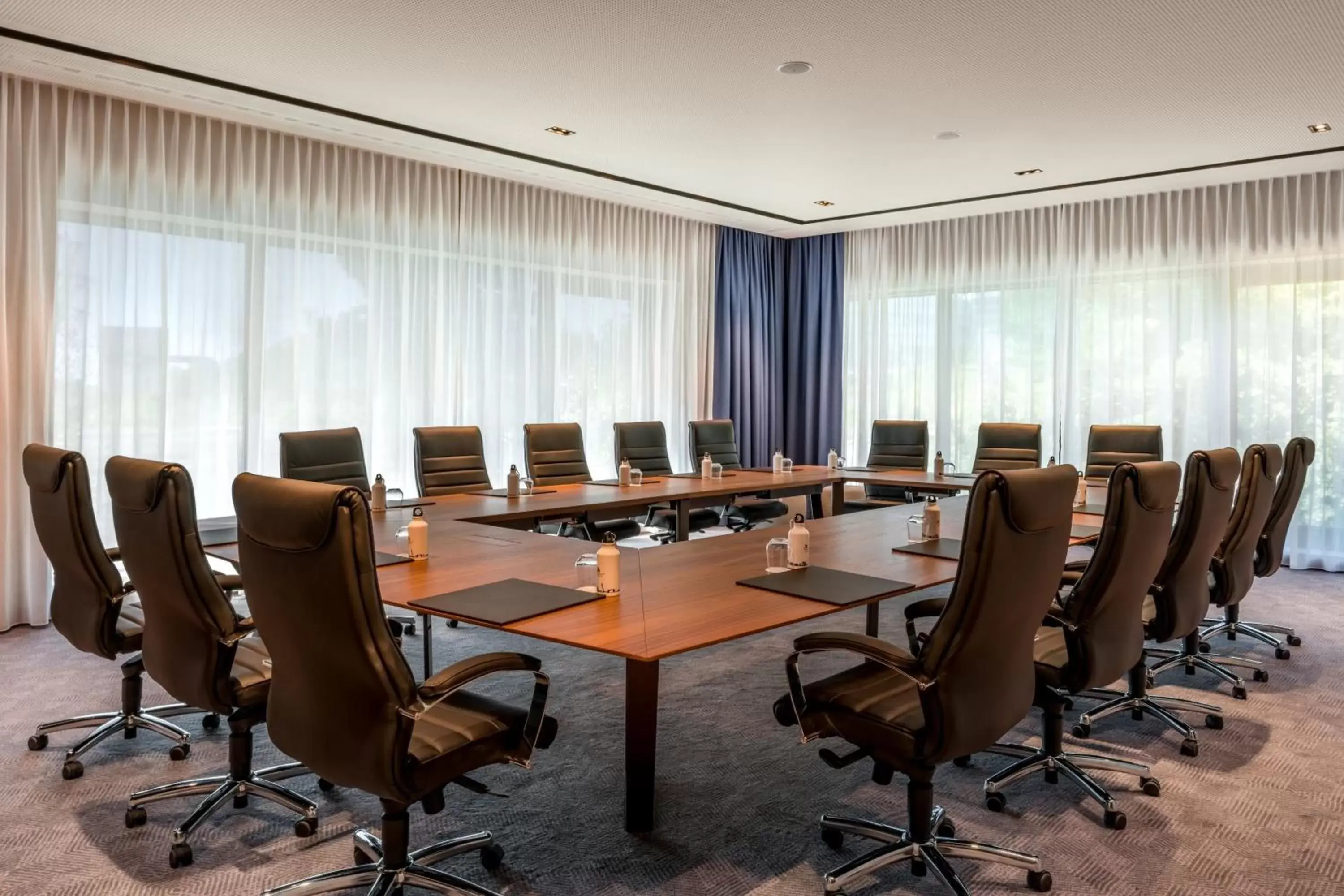 Meeting/conference room in Geneva Marriott Hotel