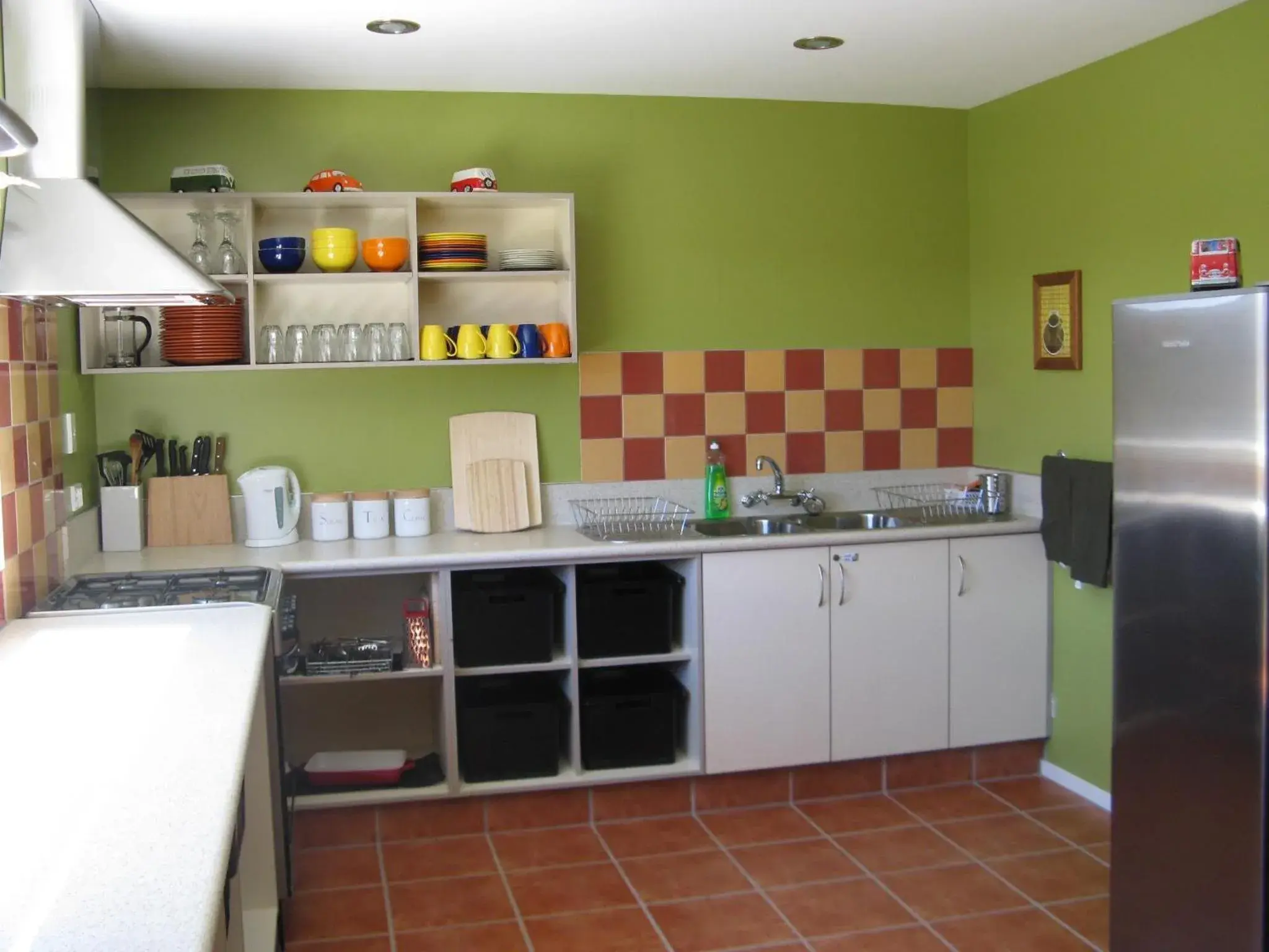 Coffee/tea facilities, Kitchen/Kitchenette in The Bug Backpackers