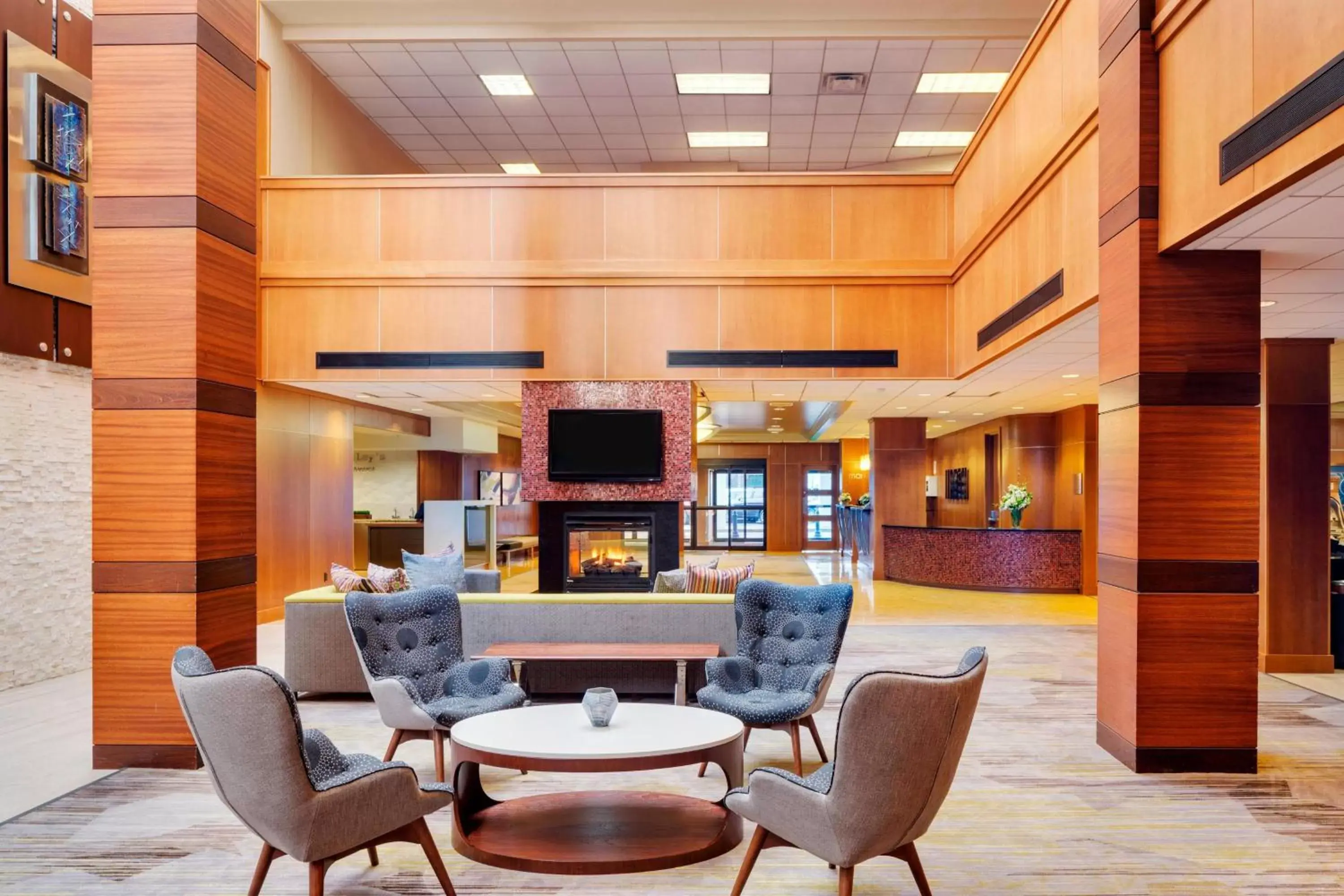 Lobby or reception in Courtyard by Marriott Boston Logan Airport