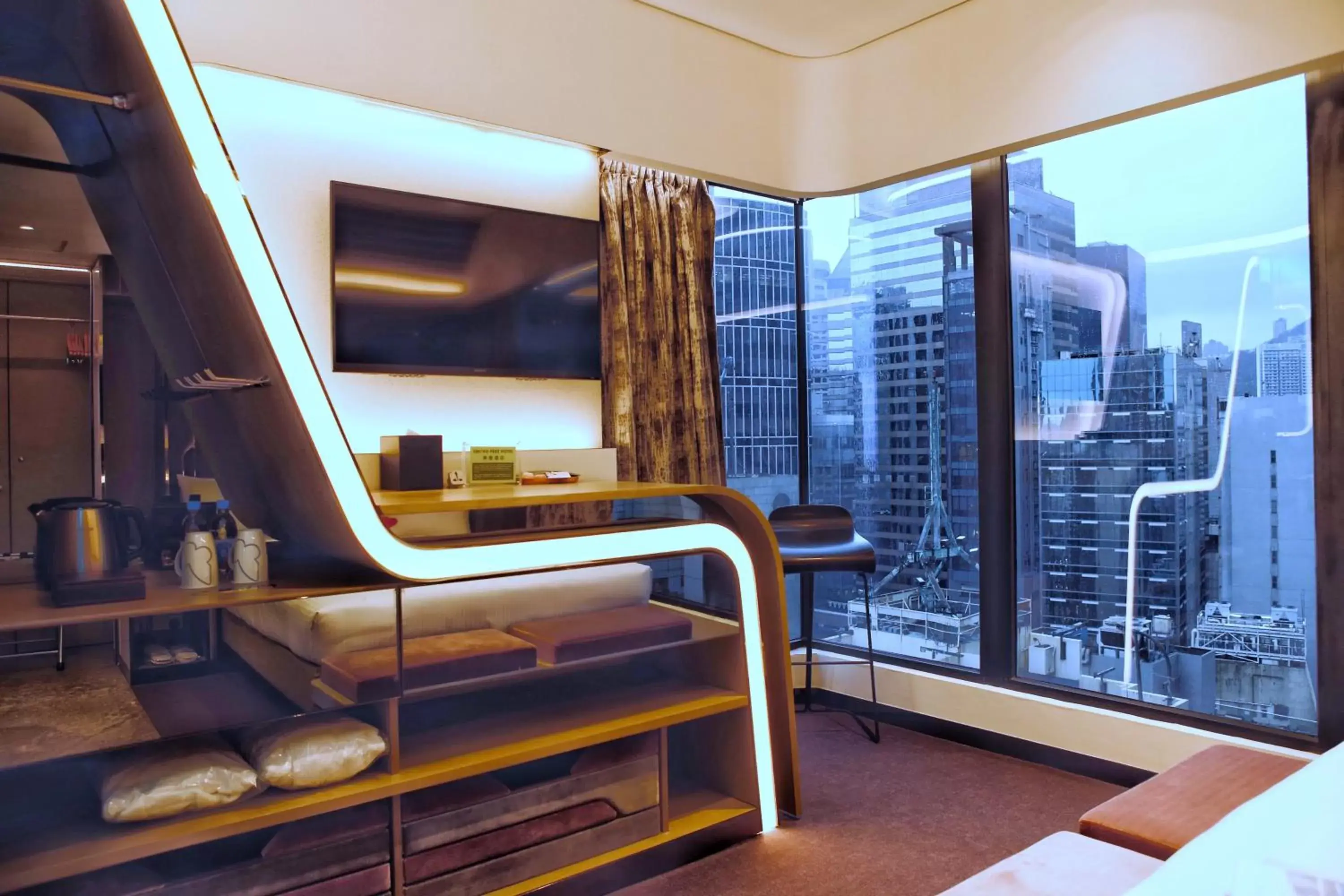 Living room, Fitness Center/Facilities in Butterfly on LKF Boutique Hotel Central