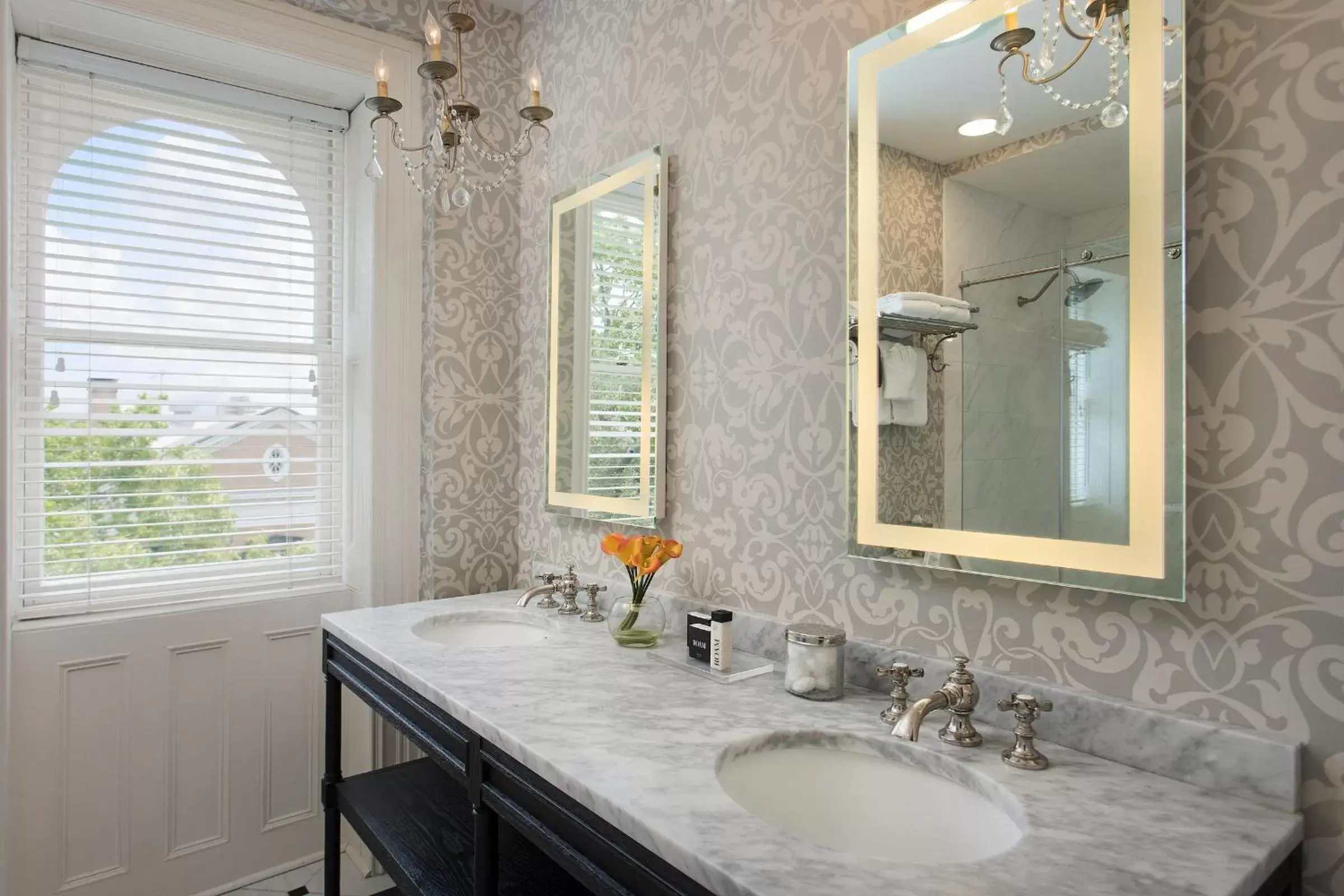 Bathroom in Hamilton Turner Inn