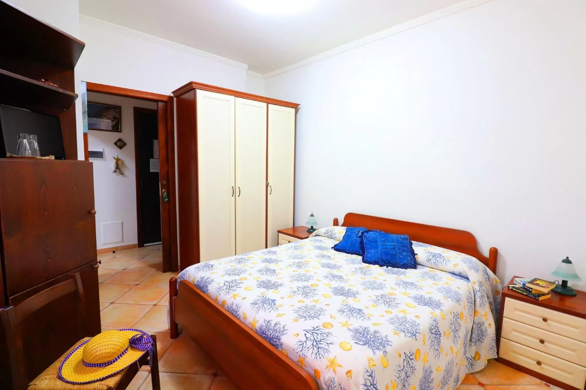 Decorative detail, Bed in La Maison de Titty & Margherita