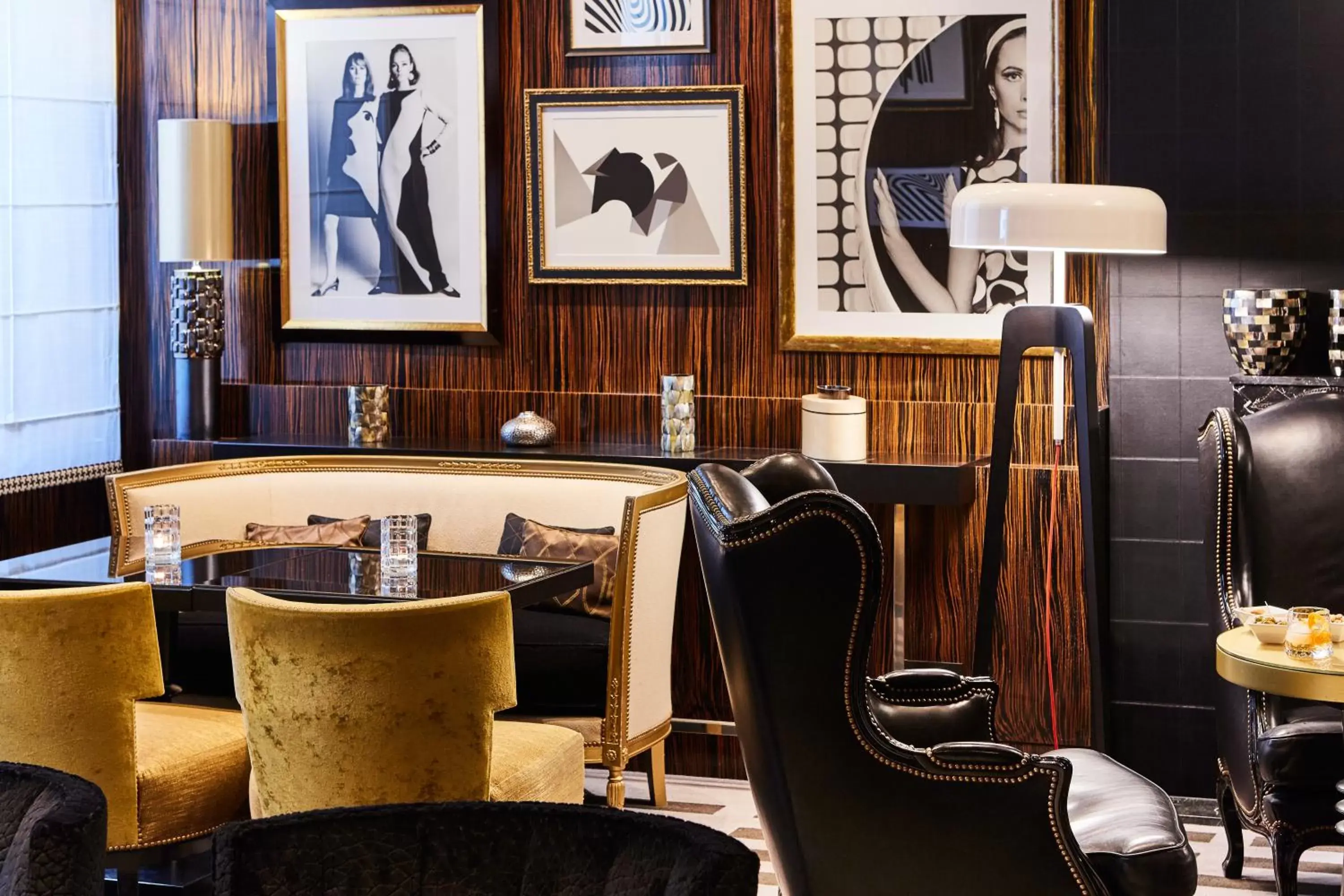 Lounge or bar in Sofitel Paris Le Faubourg