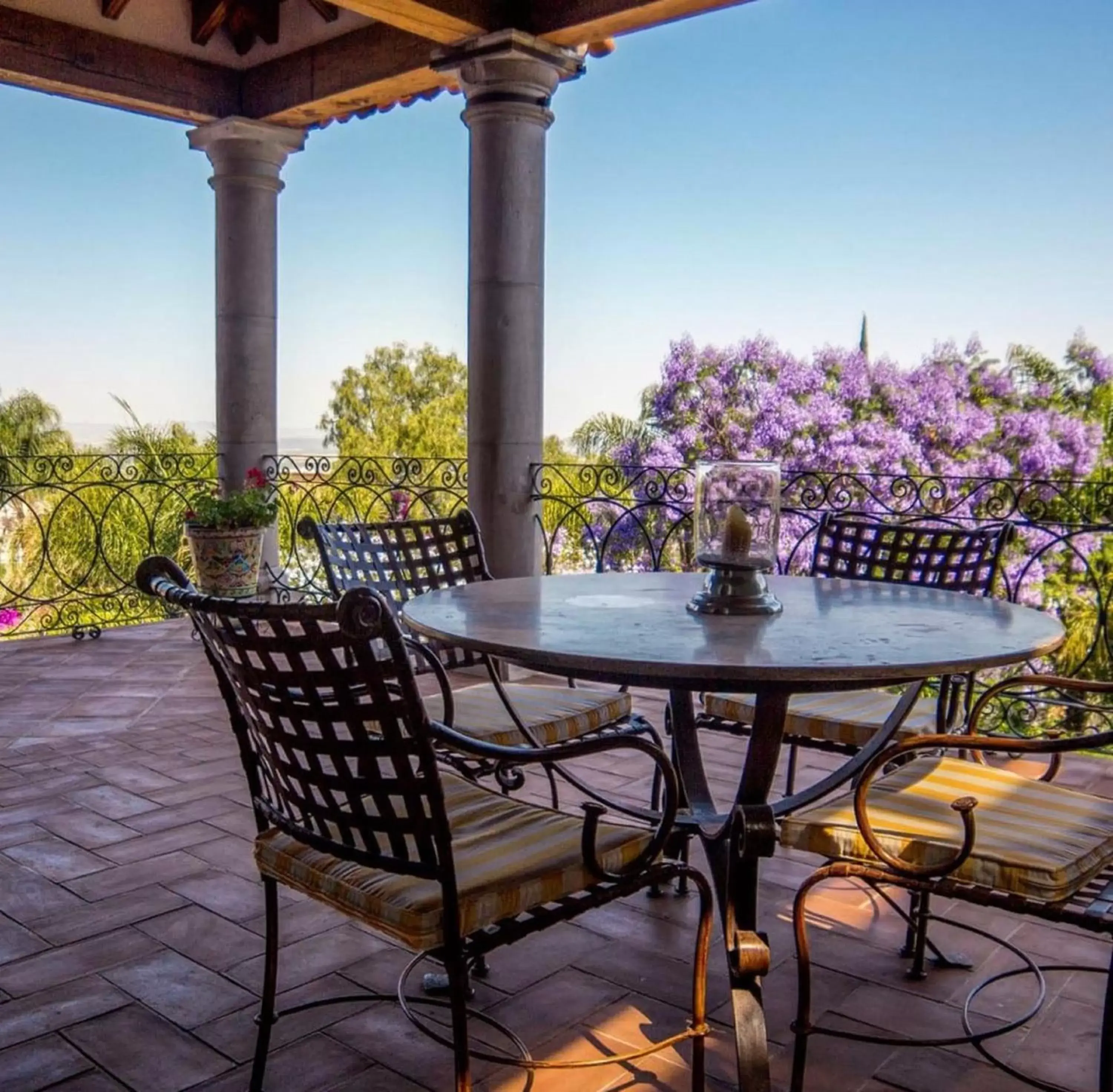 Patio in Casa Don Pascual Hotel Boutique Sweet Home