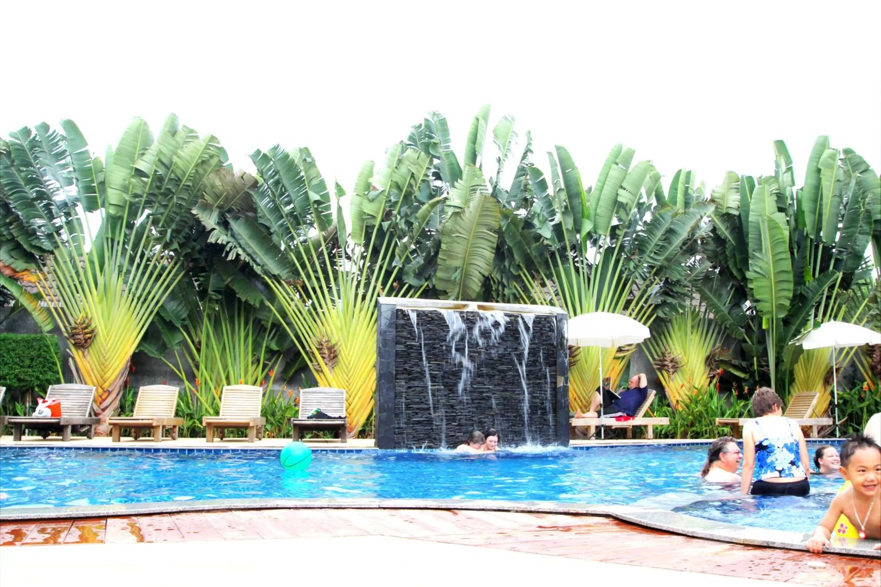 Day in Diamond Park Inn Chiangrai & Resort