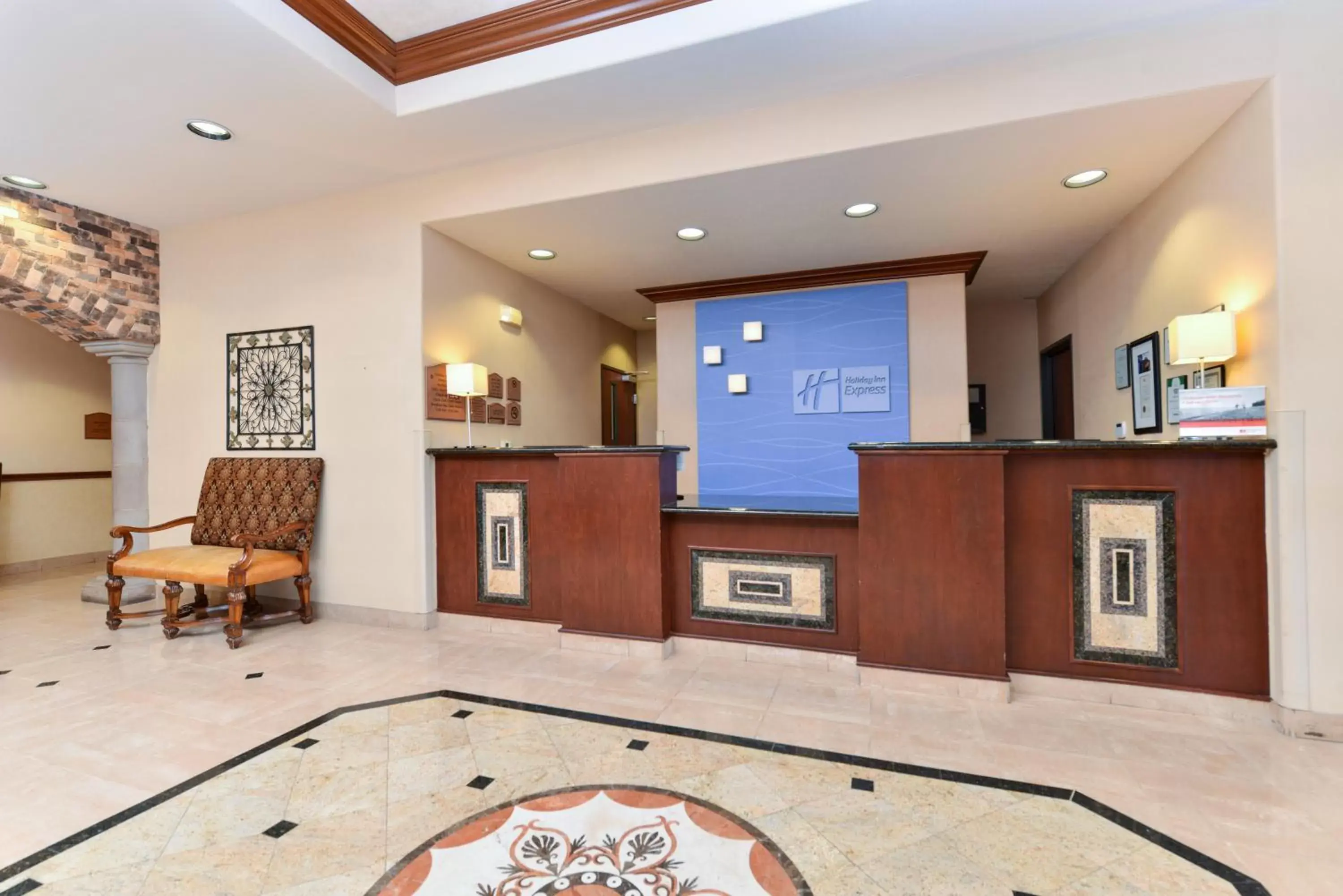 Lobby or reception, Lobby/Reception in Holiday Inn Express Hotel & Suites Las Cruces, an IHG Hotel