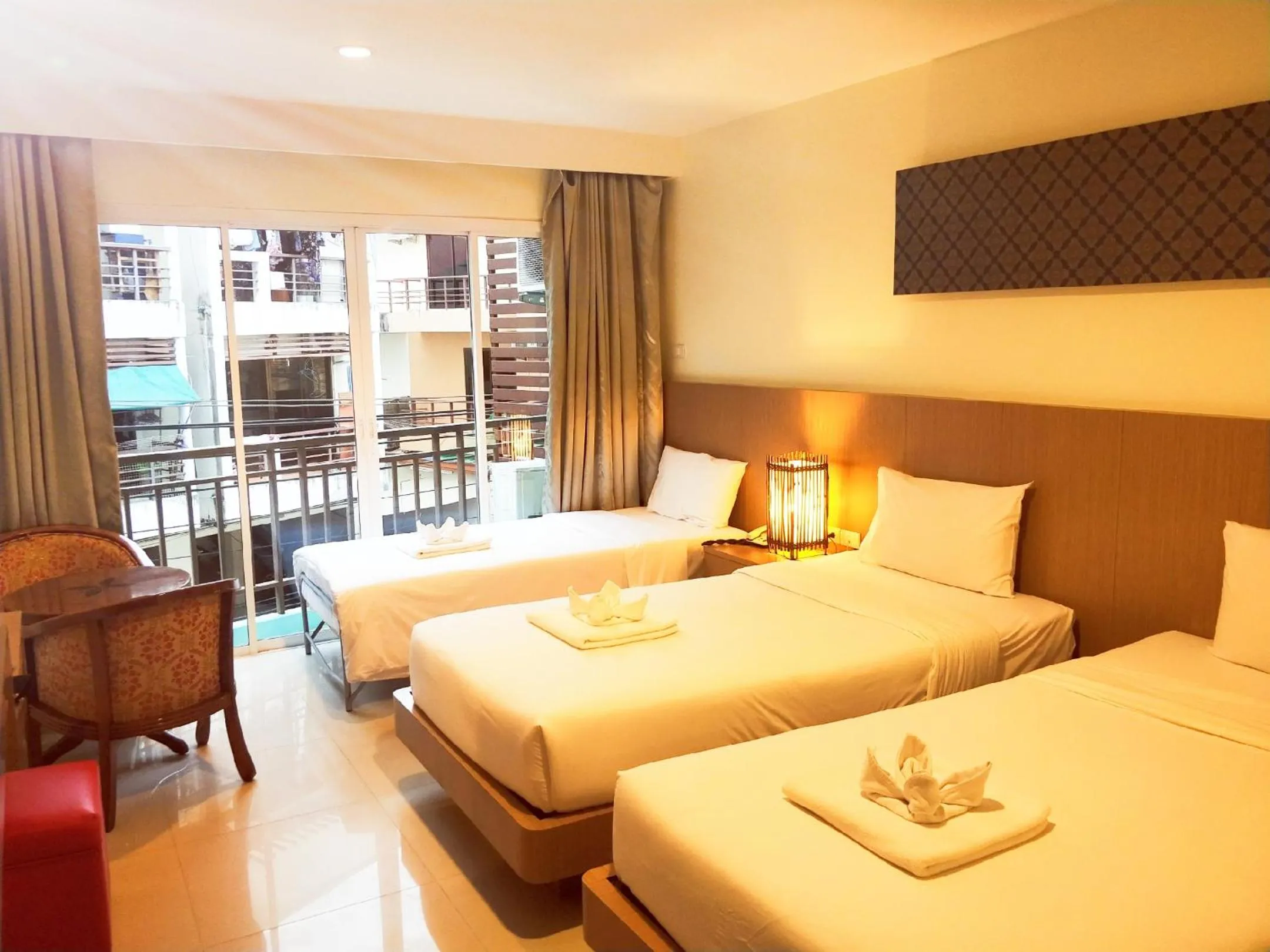 Bed in Pimrada Hotel