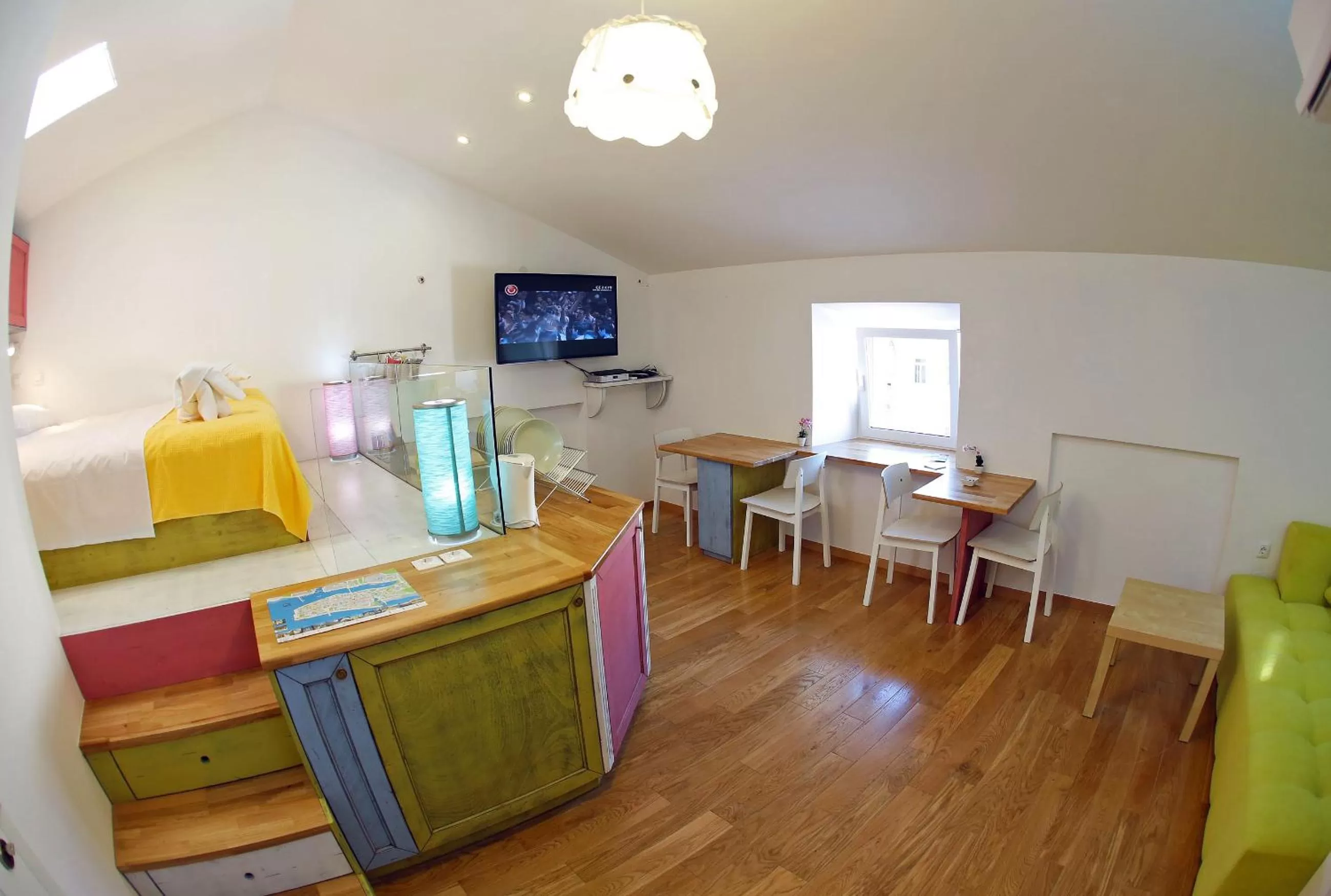 Bed in Central Apartments Integrated Hotel