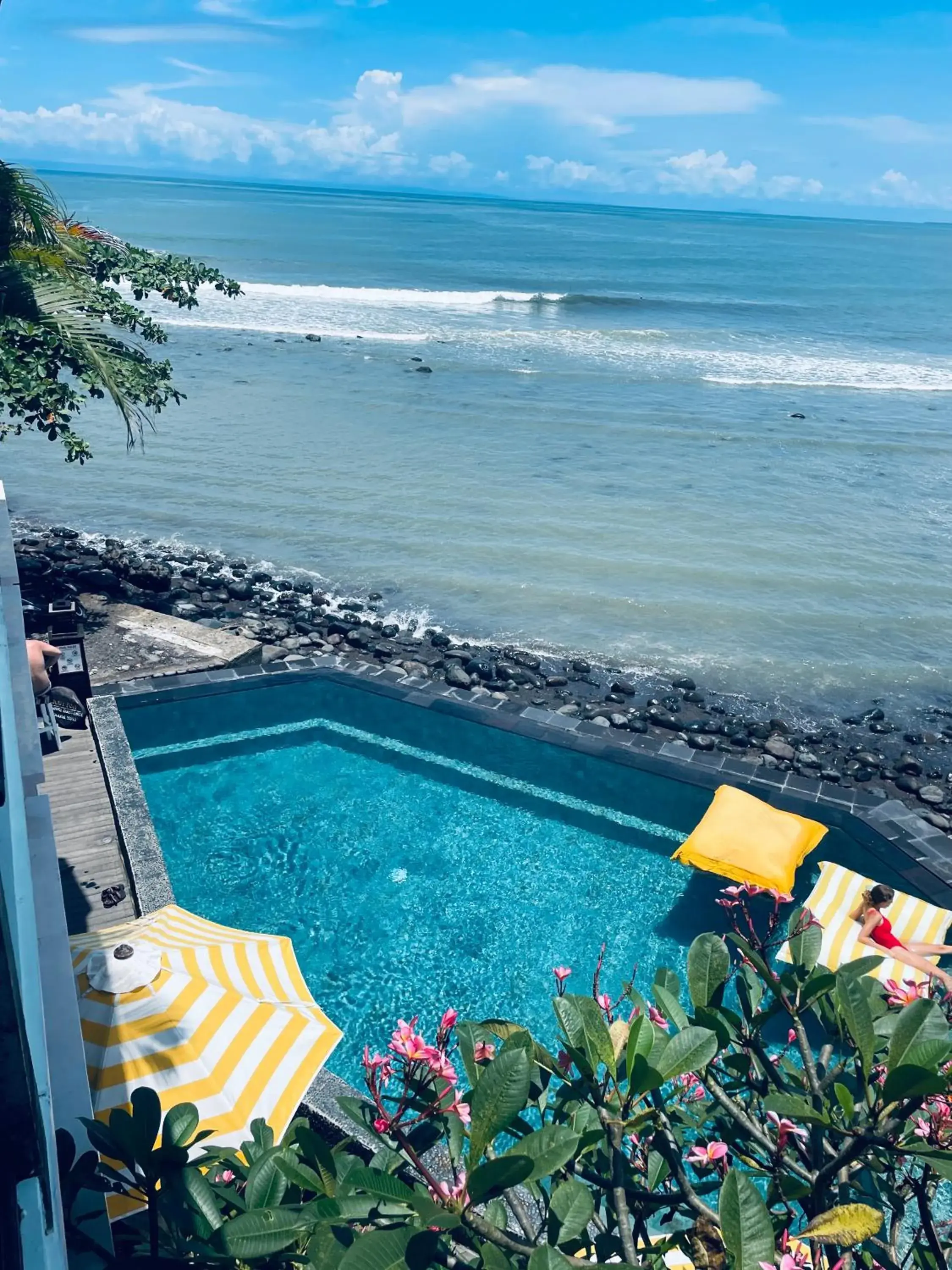 Beach, Pool View in Bombora Medewi