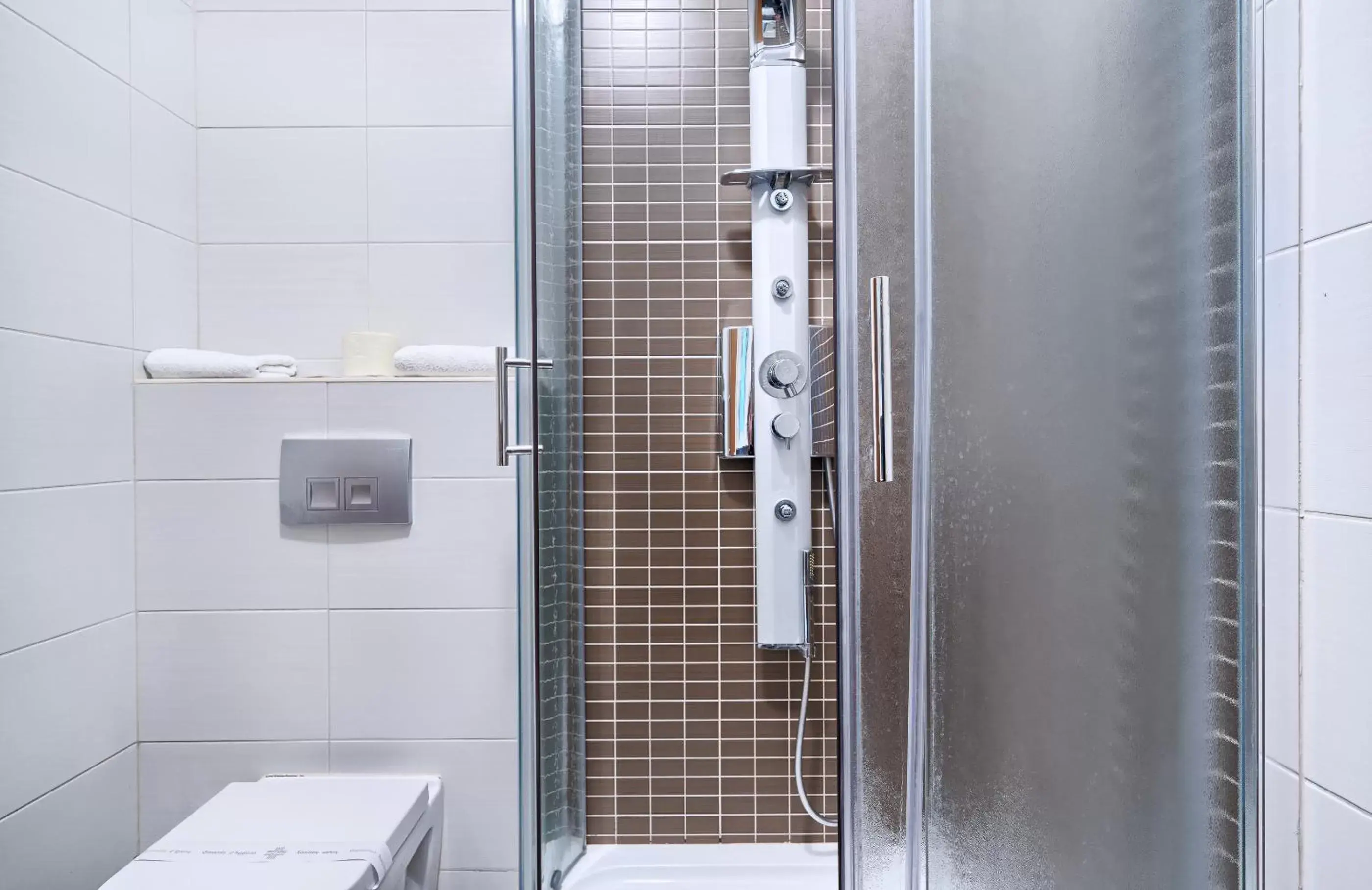 Bathroom in Hotel Panorama