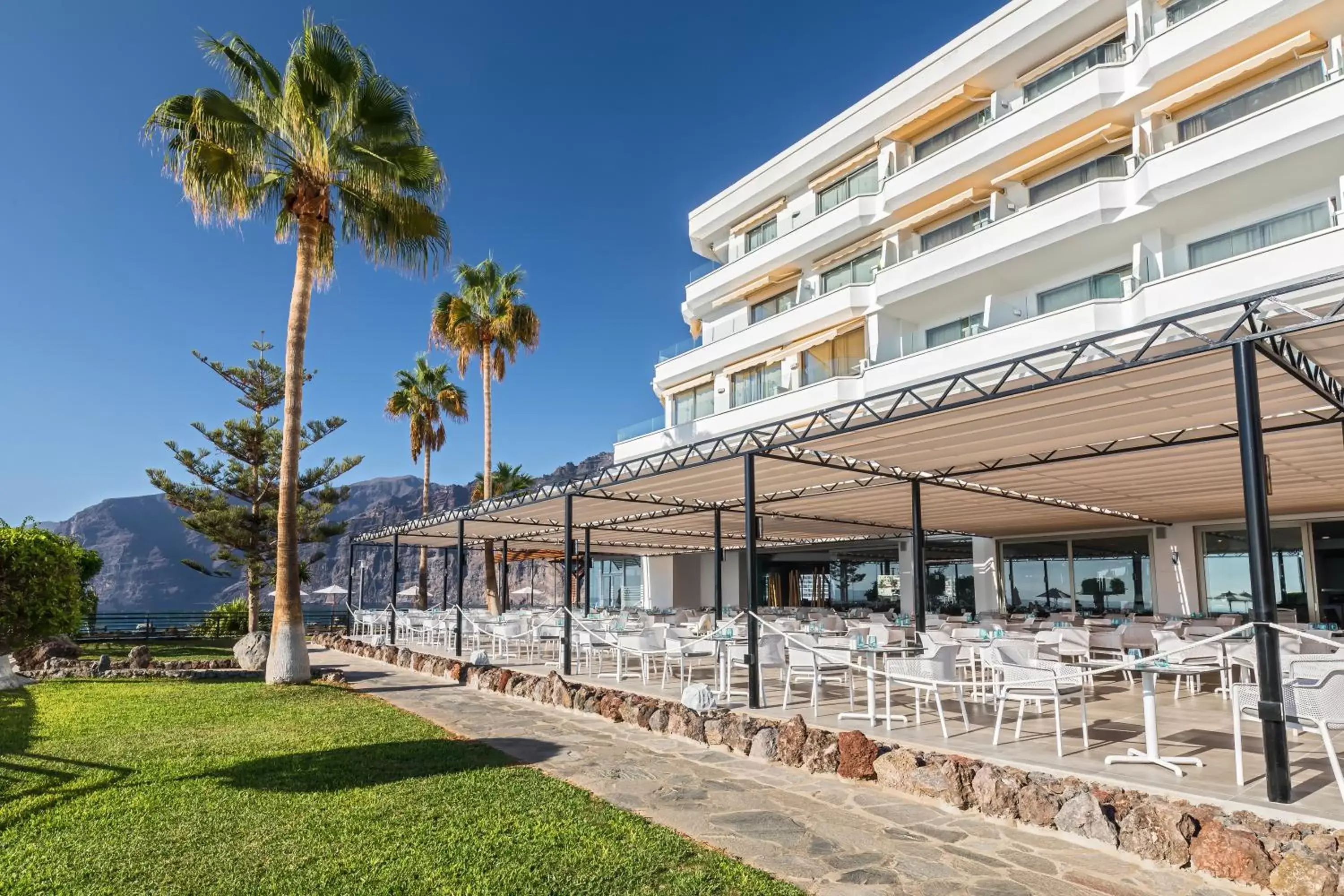 Lounge or bar in Barceló Santiago - Adults Only Lounge or bar in Barceló Santiago - Adults Only