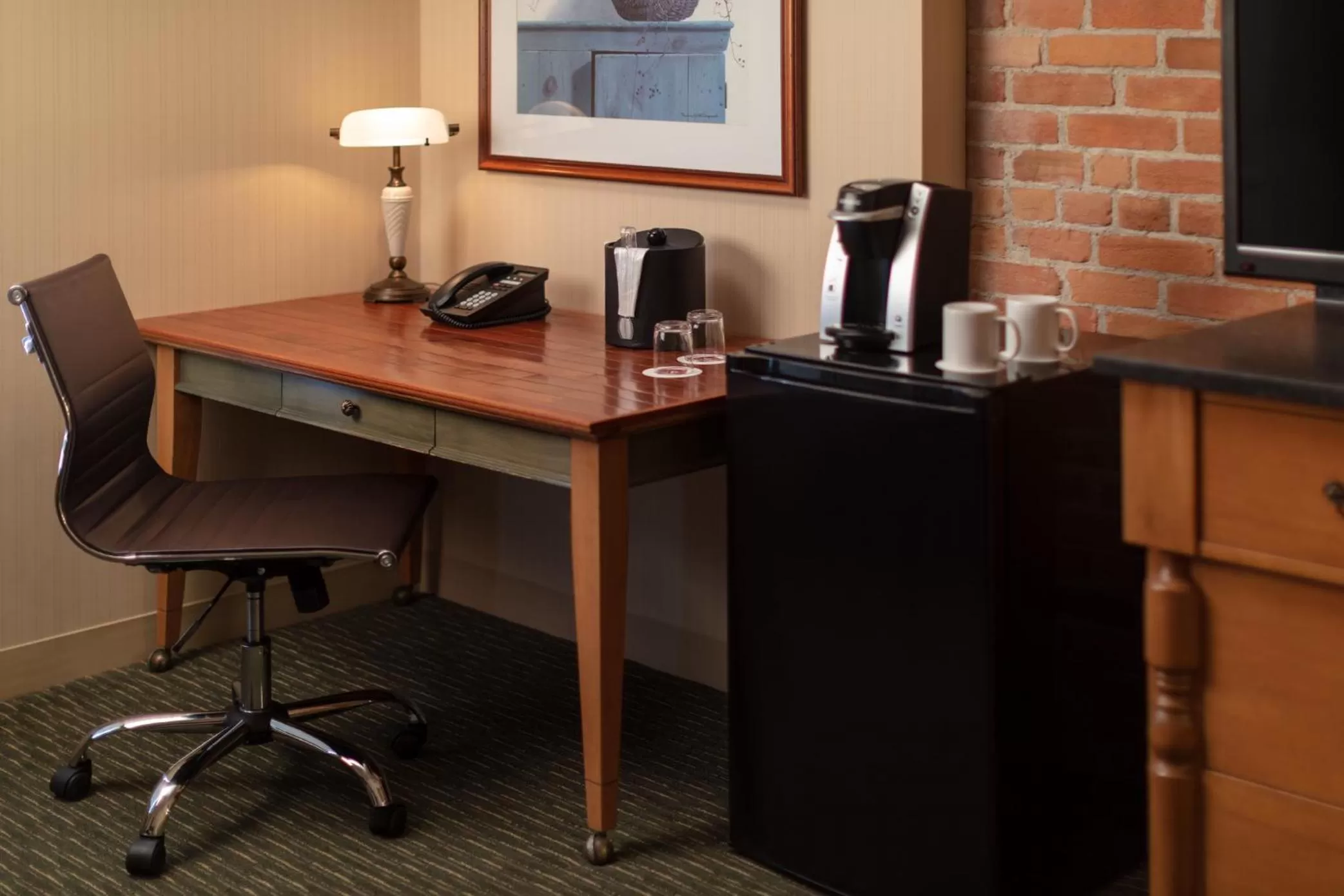 Coffee/tea facilities in St. Eugene Golf Resort & Casino