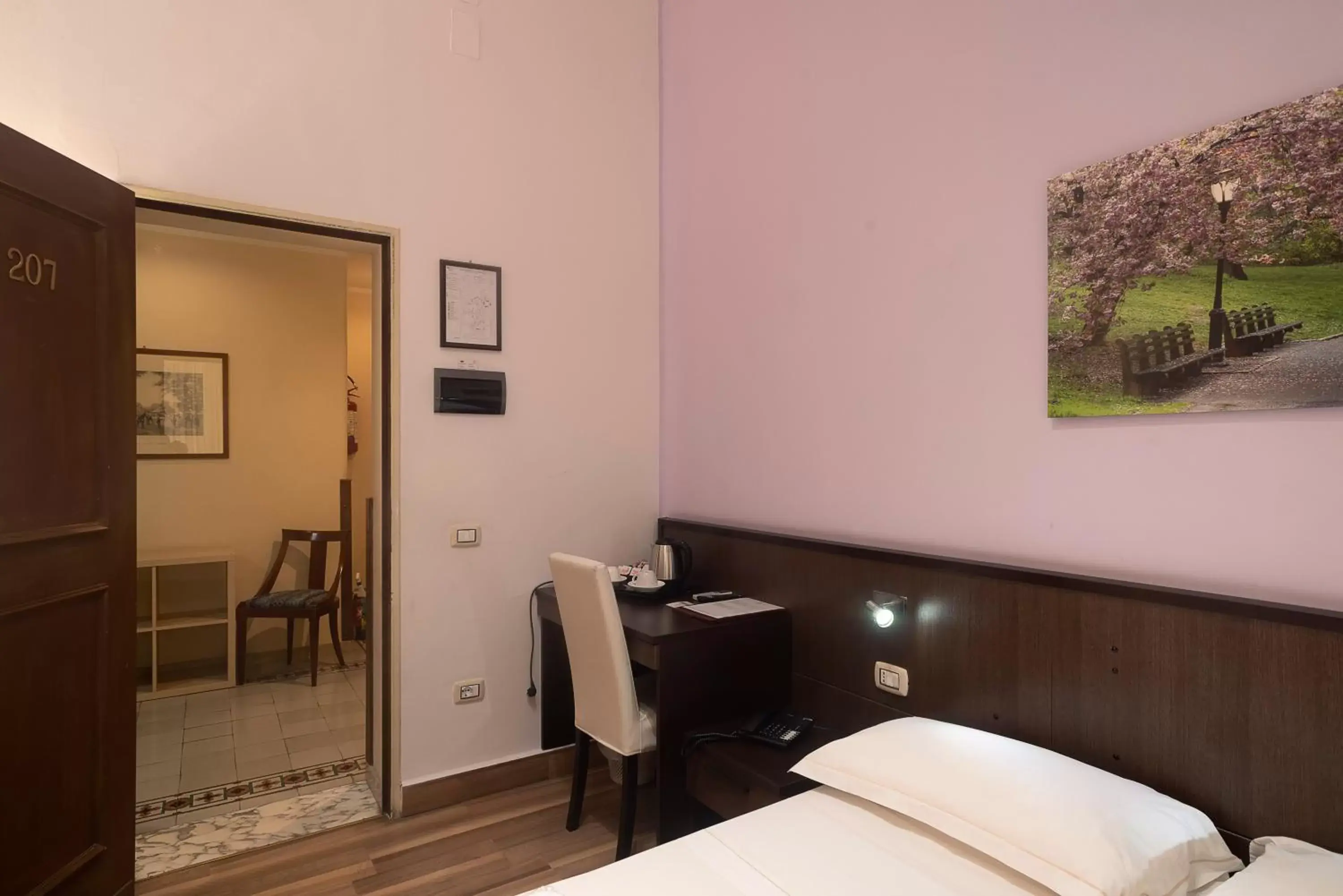 Bedroom, Bed in Hotel Tonic Bedroom, Bed in Hotel Tonic