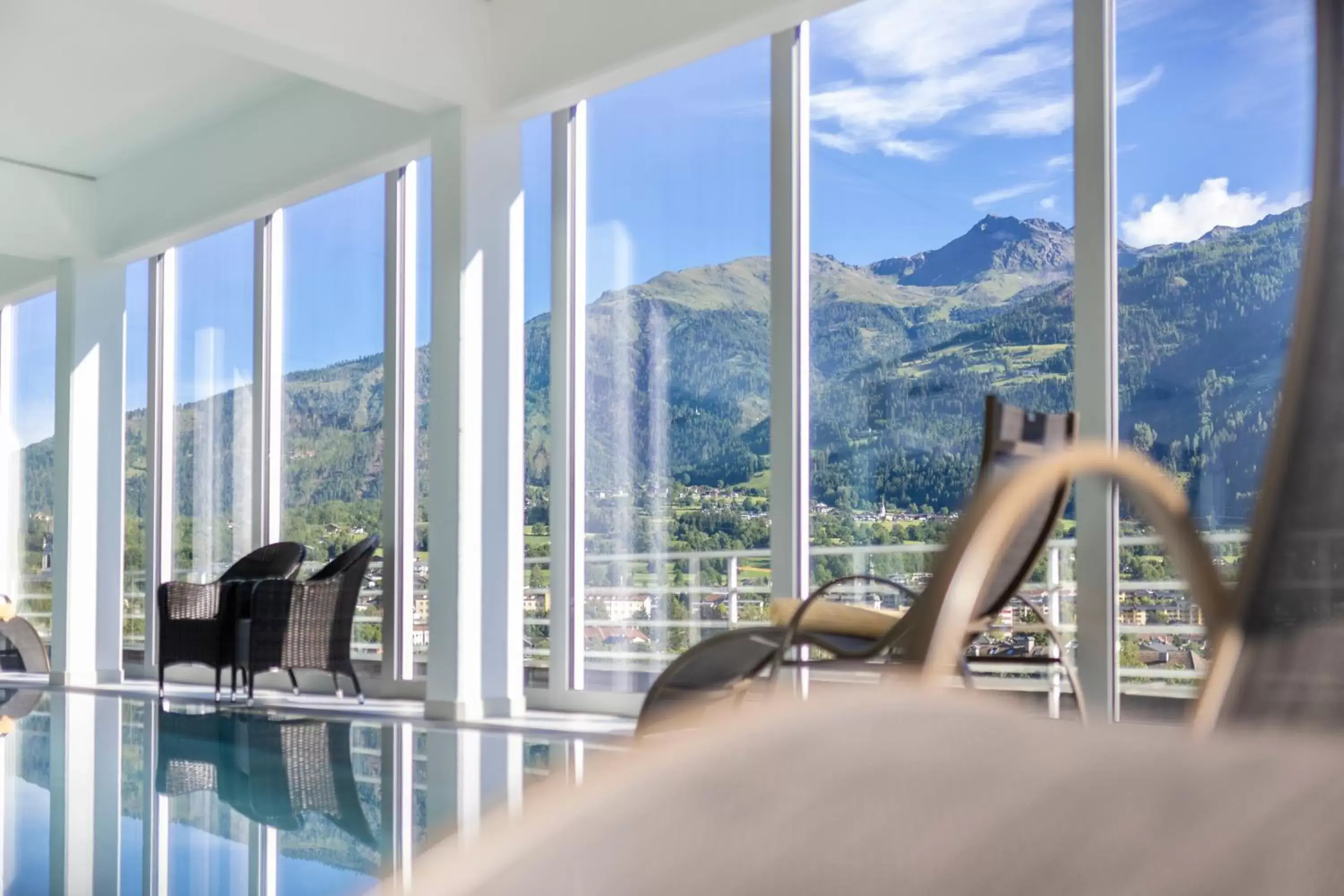 Swimming pool, Mountain View in Vergeiner's Hotel Traube