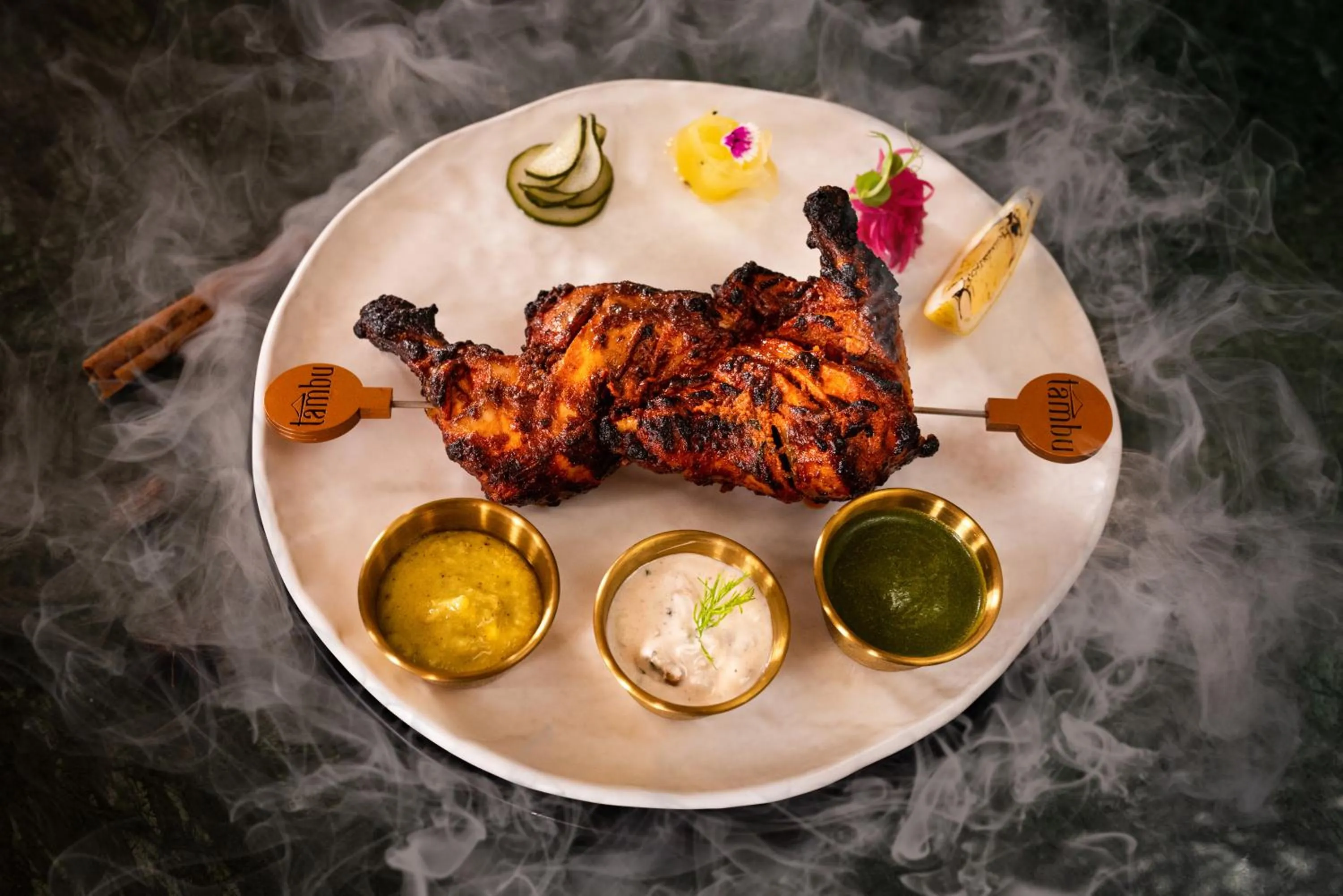 Restaurant/places to eat in Avista Hideaway Phuket Patong - MGallery