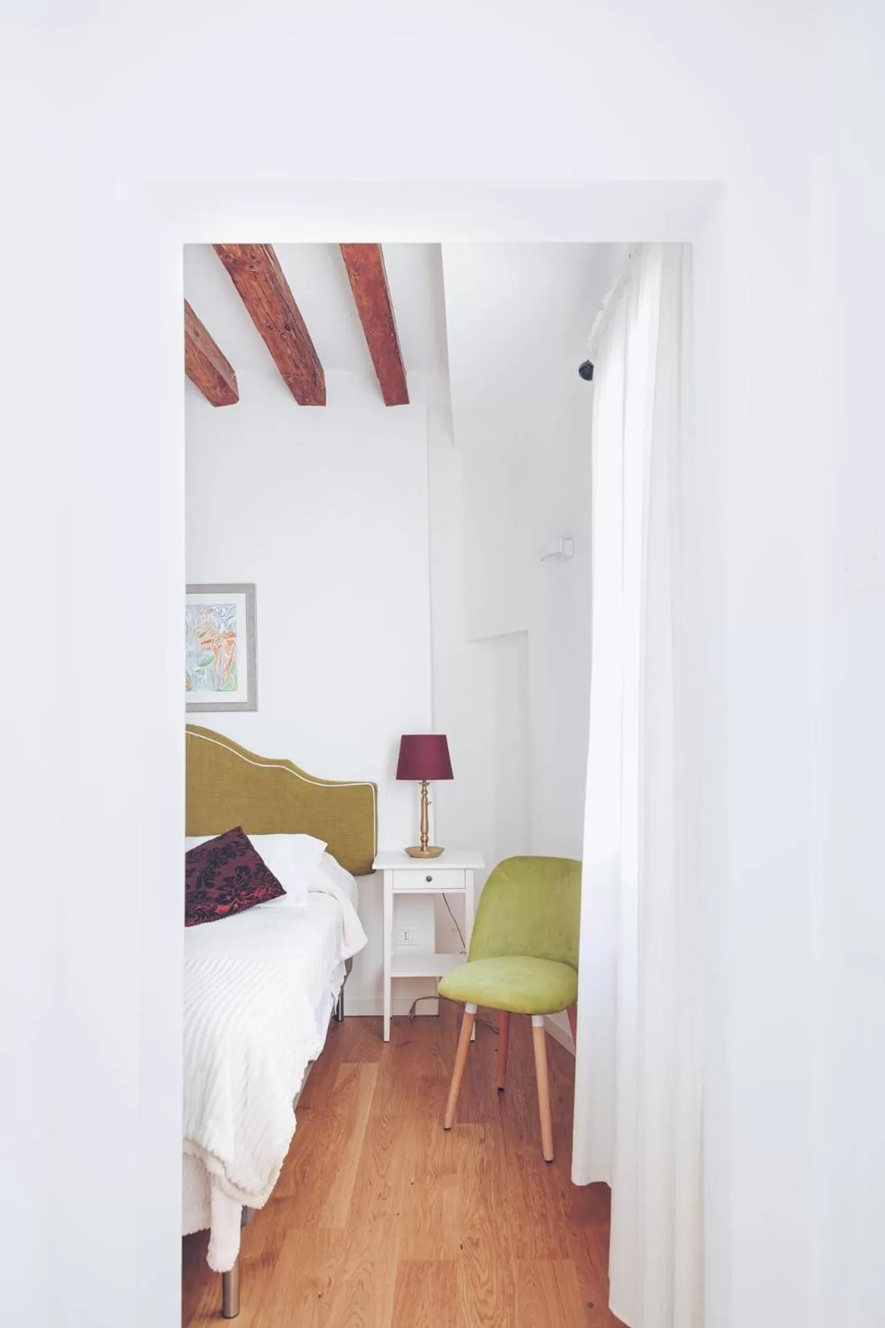 Bedroom, Bed in Bianca Cappello House