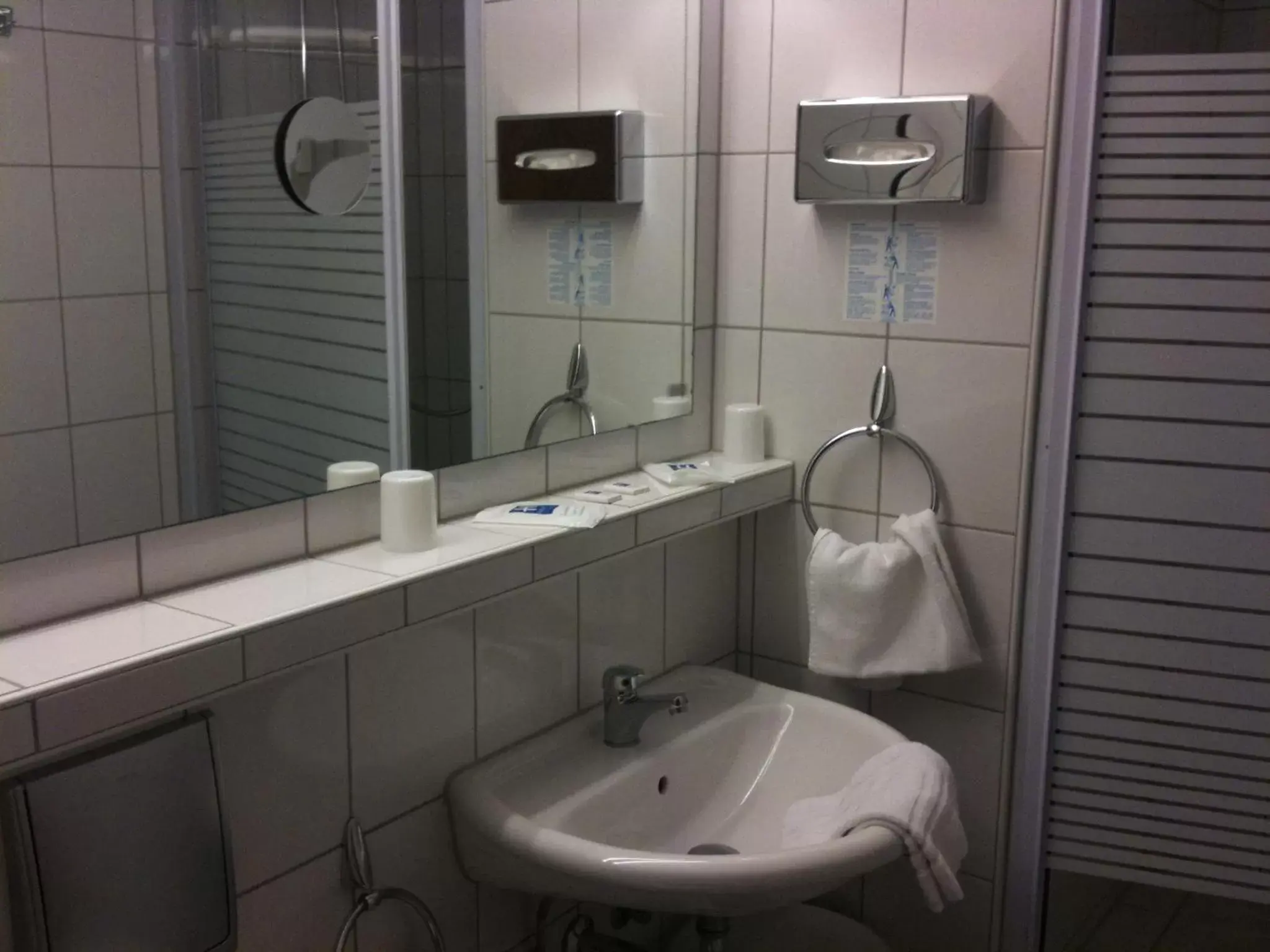 Bathroom in Hotel Rheinlust