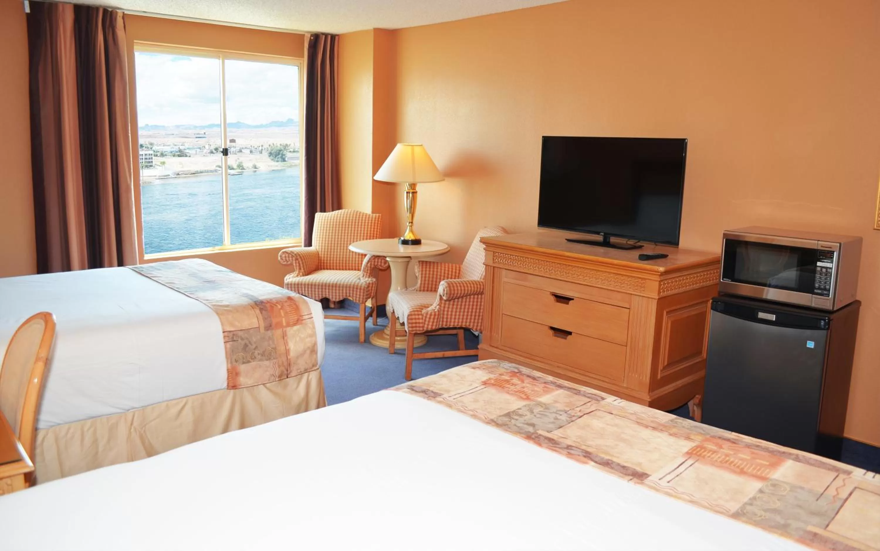 Decorative detail, Bed in Laughlin River Lodge