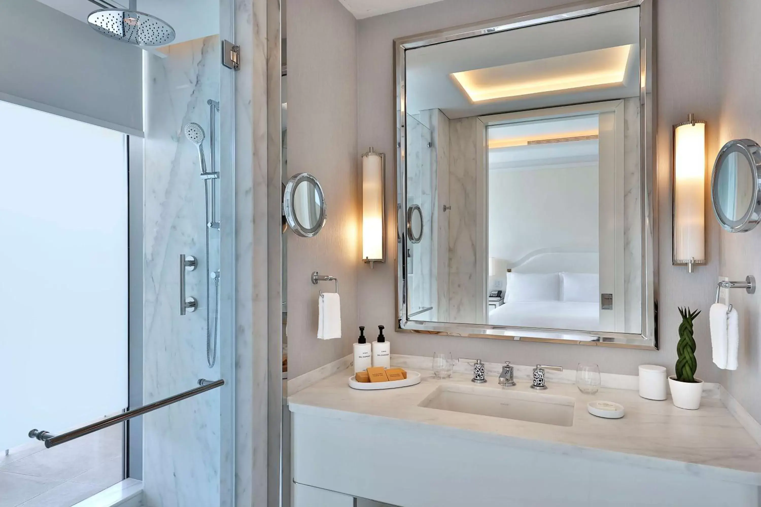 Bathroom in Waldorf Astoria Doha Lusail Bathroom in Waldorf Astoria Doha Lusail