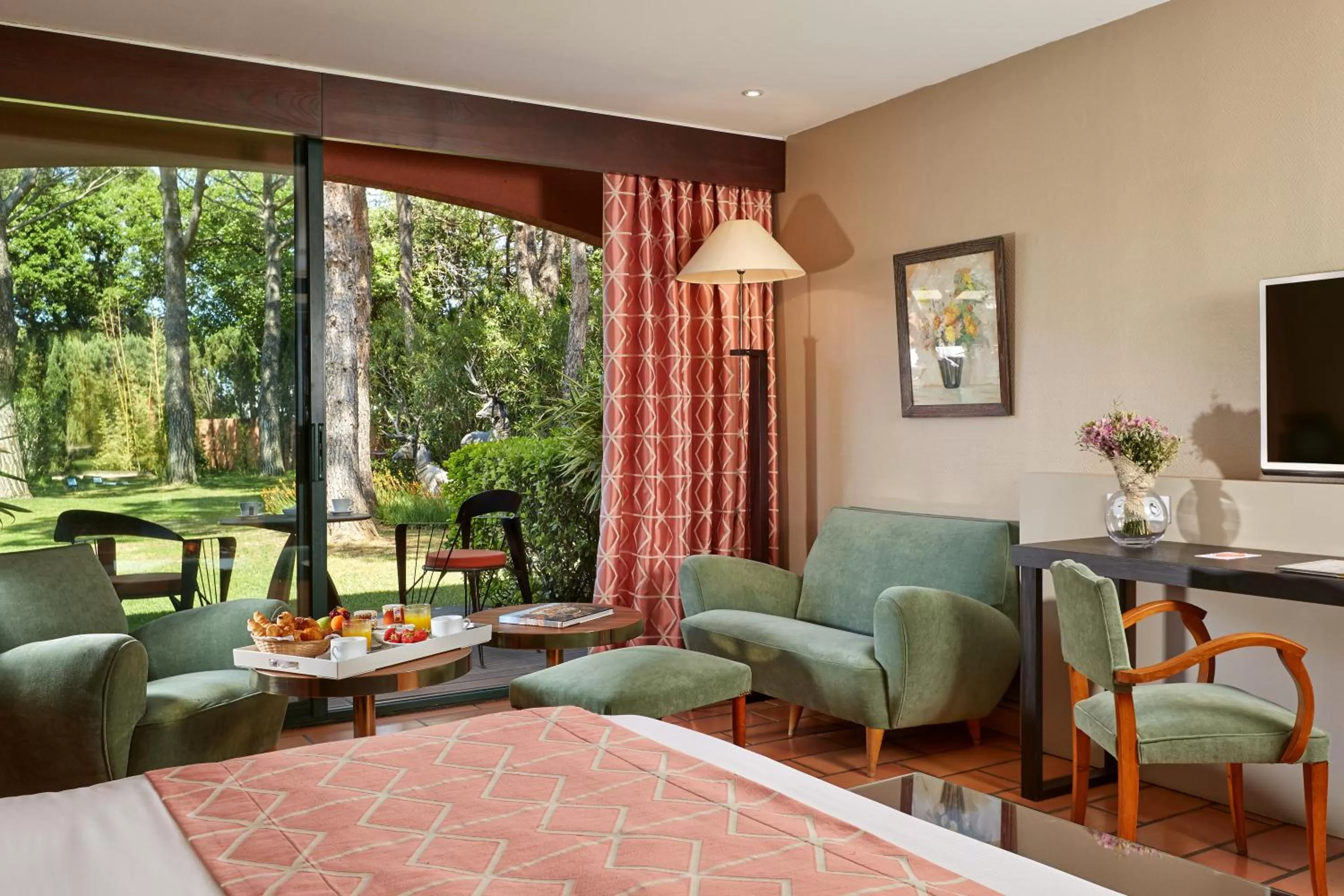 Garden in Villa Duflot Hôtel & Spa Perpignan