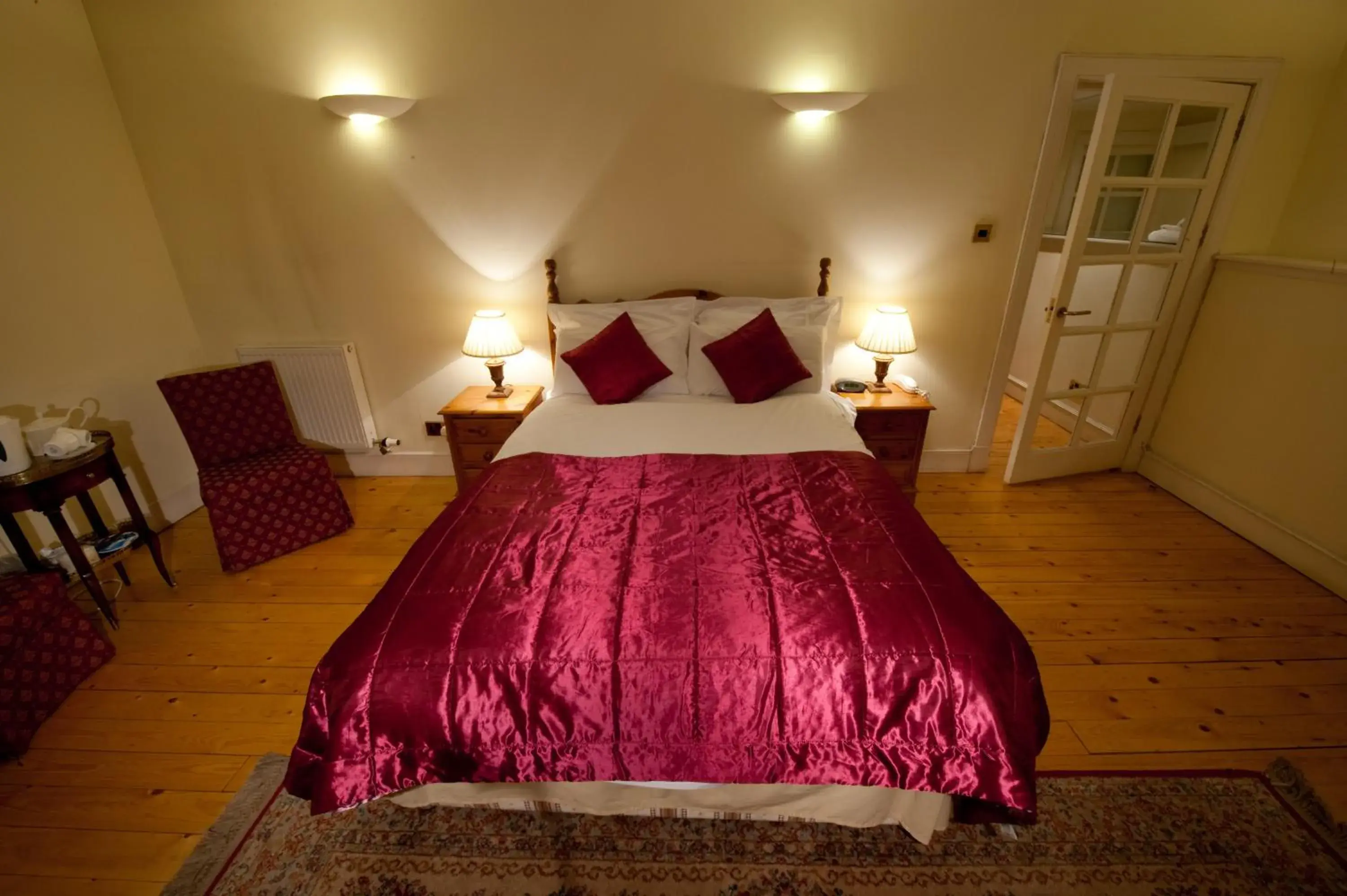 Bed in The Ben Doran Hotel