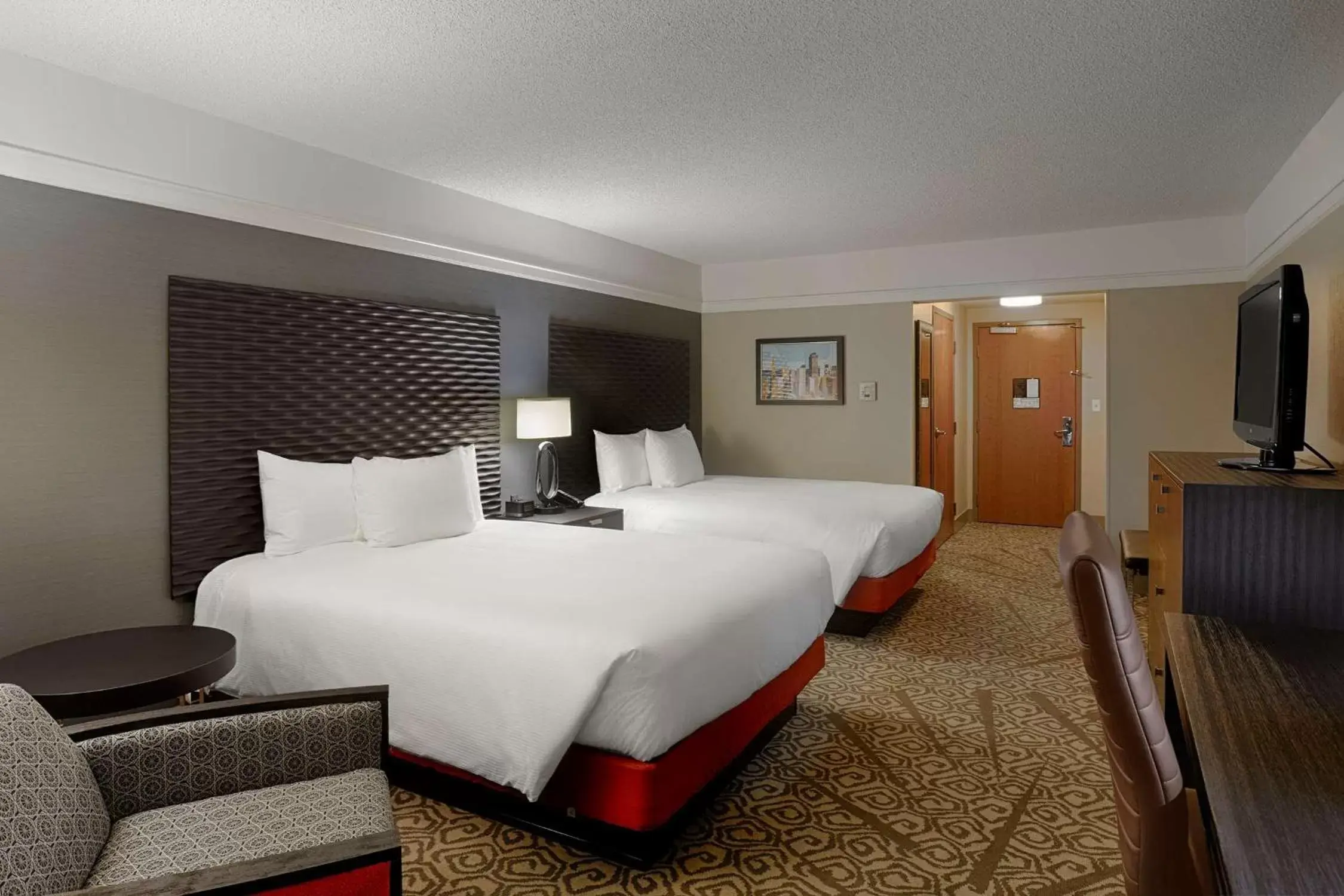 Bedroom, Bed in DoubleTree by Hilton San Francisco Airport North Bayfront