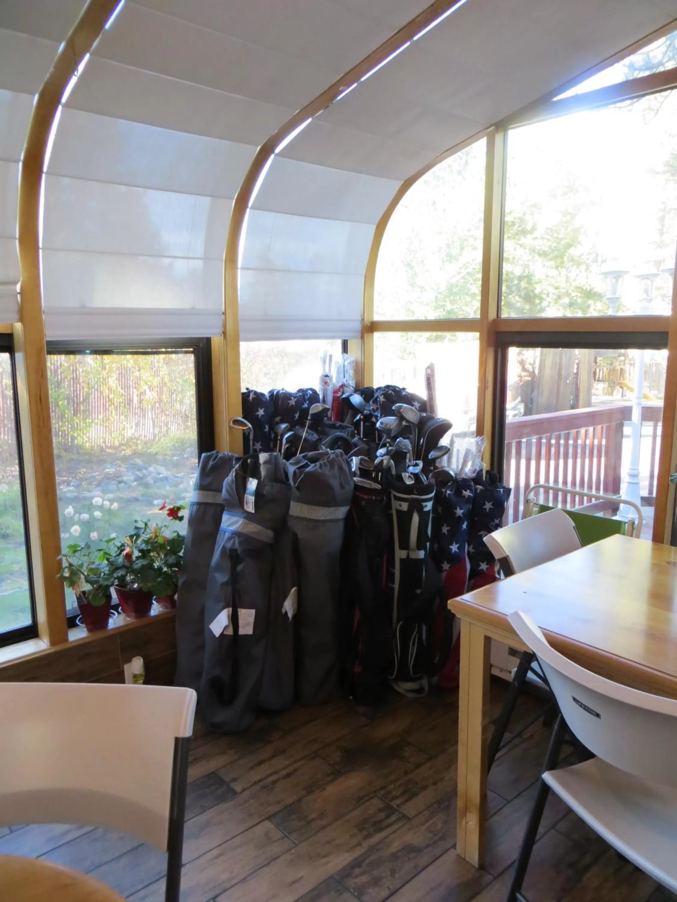 Communal lounge/ TV room in Americana Village