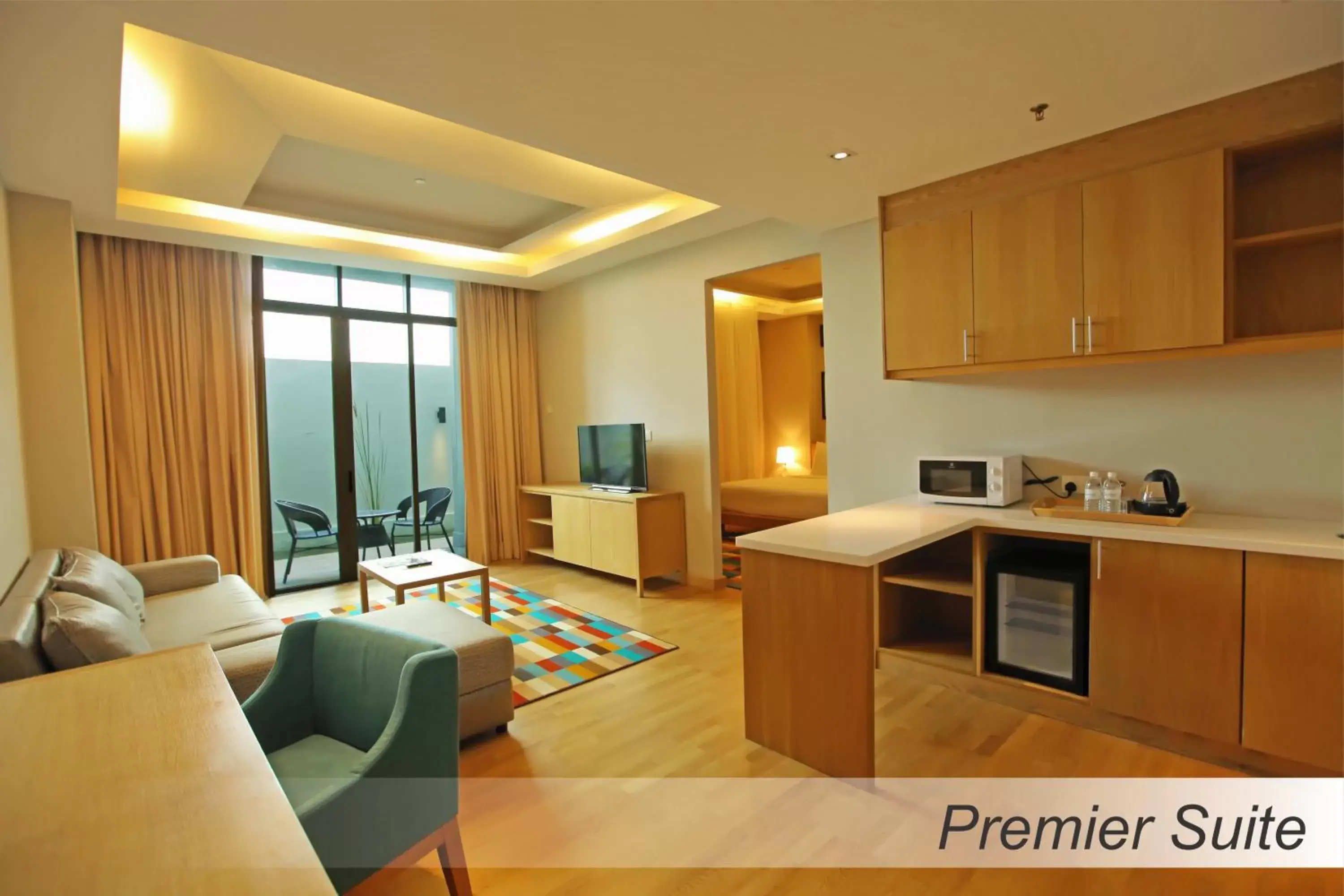 Kitchen or kitchenette in Casuarina@Meru