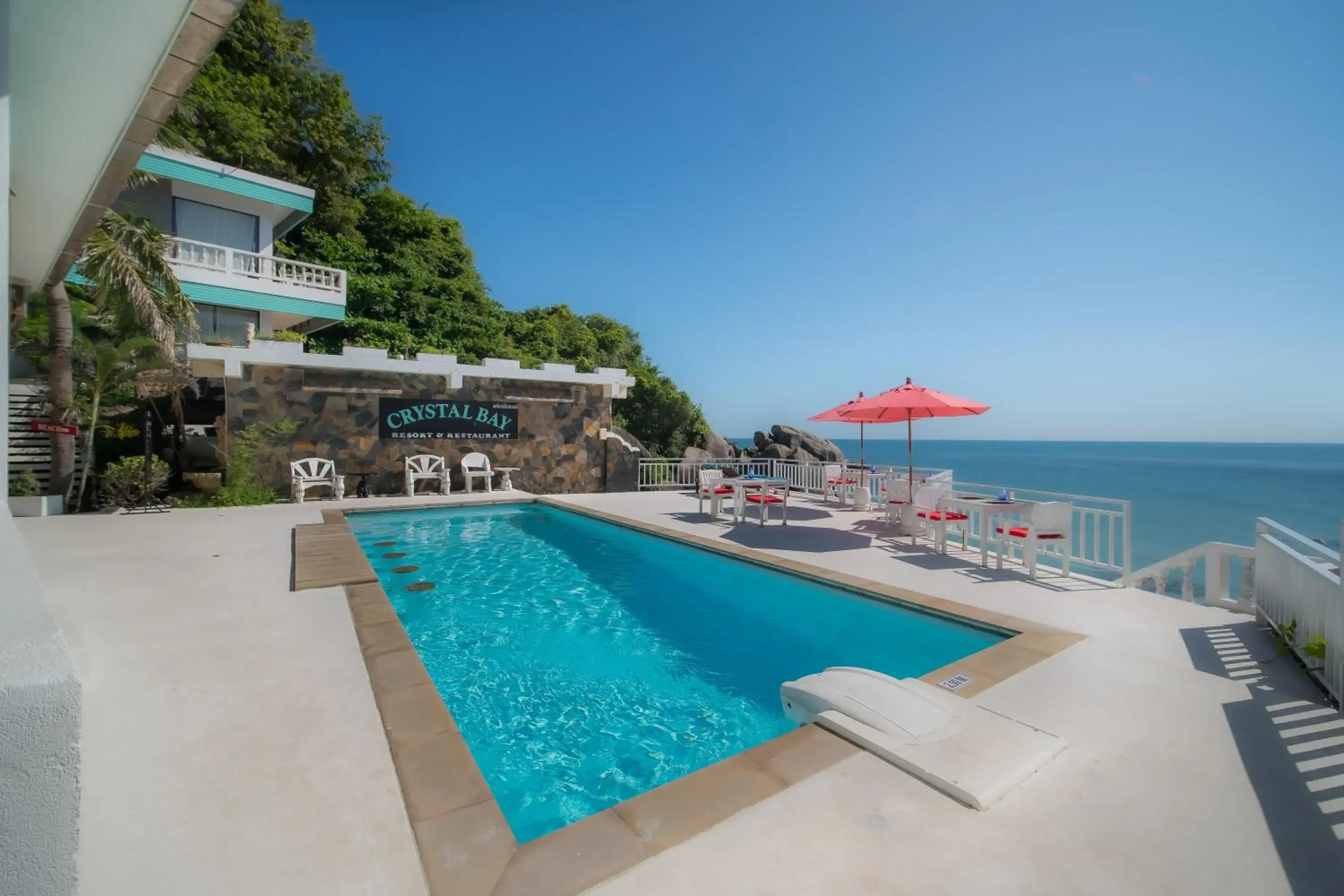 Swimming Pool in Crystal Bay Beach Resort