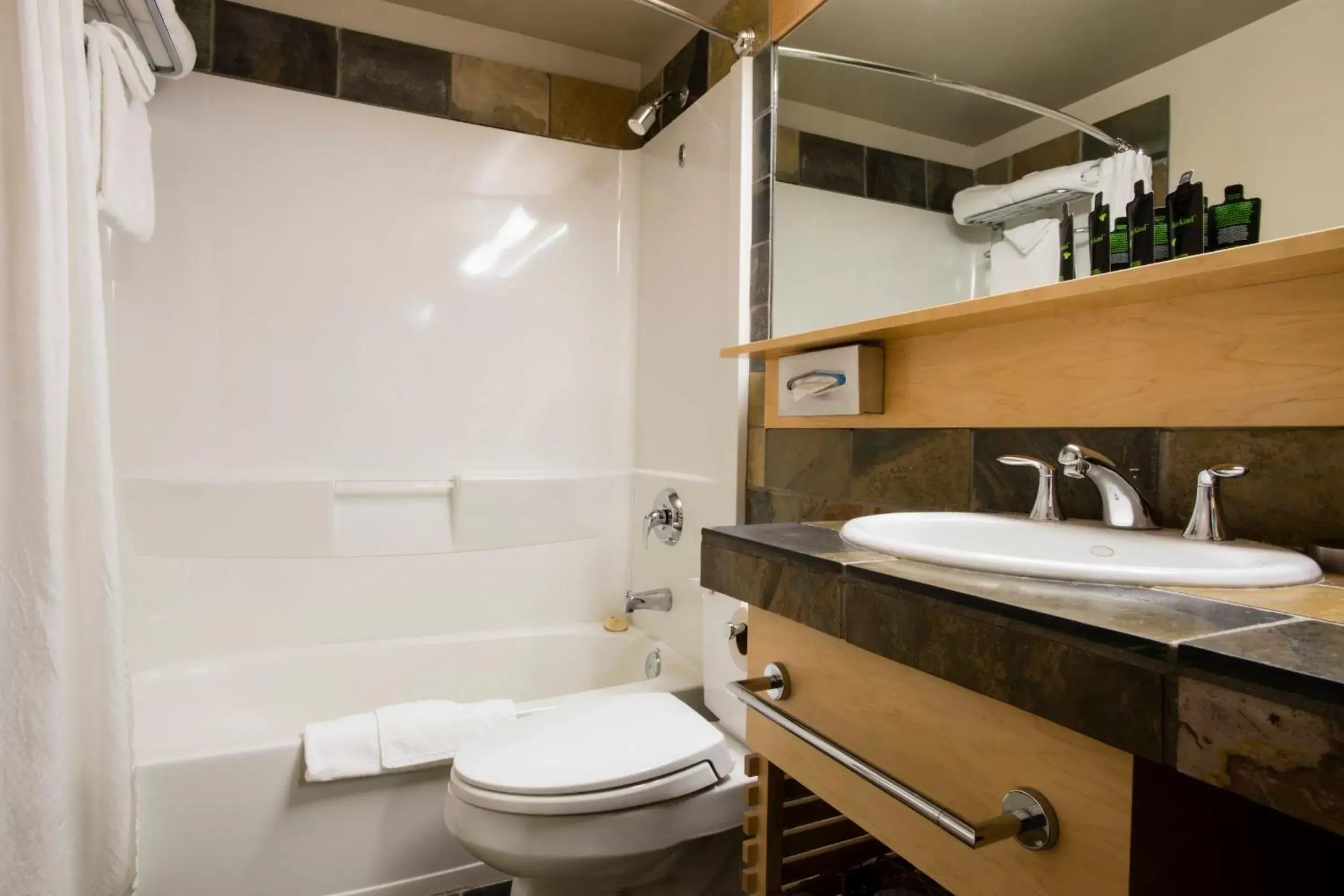 Bathroom in The Juniper Hotel & Bistro