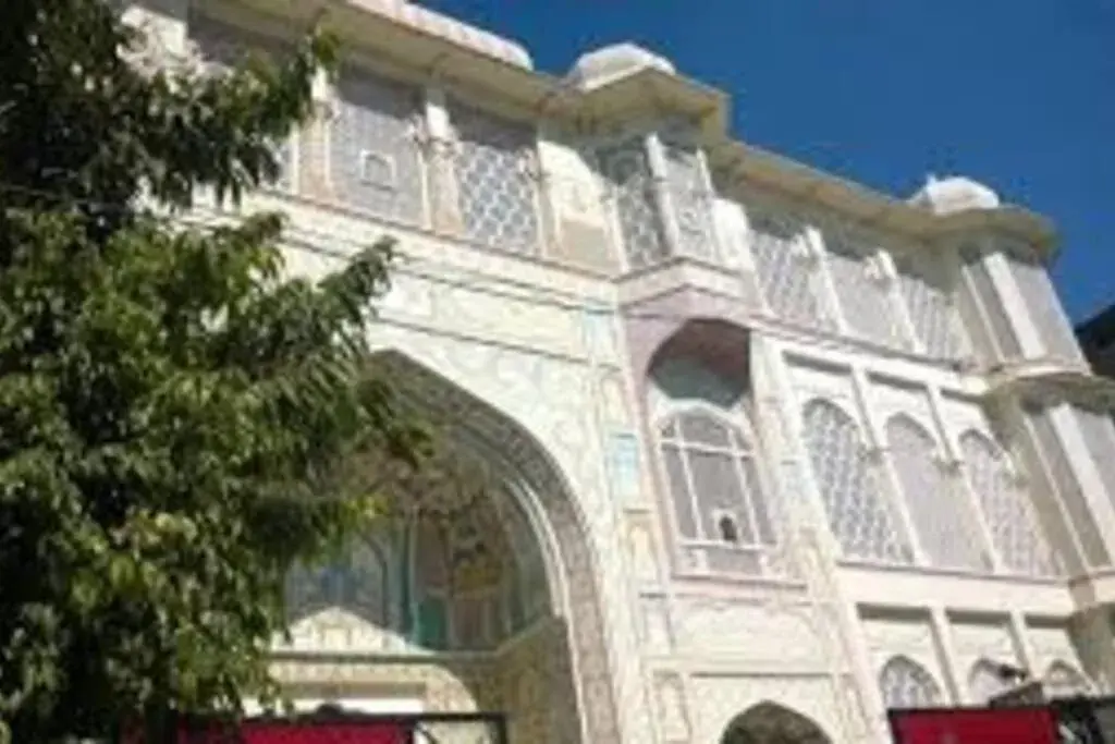 Property Building in Rani Mahal Hotel