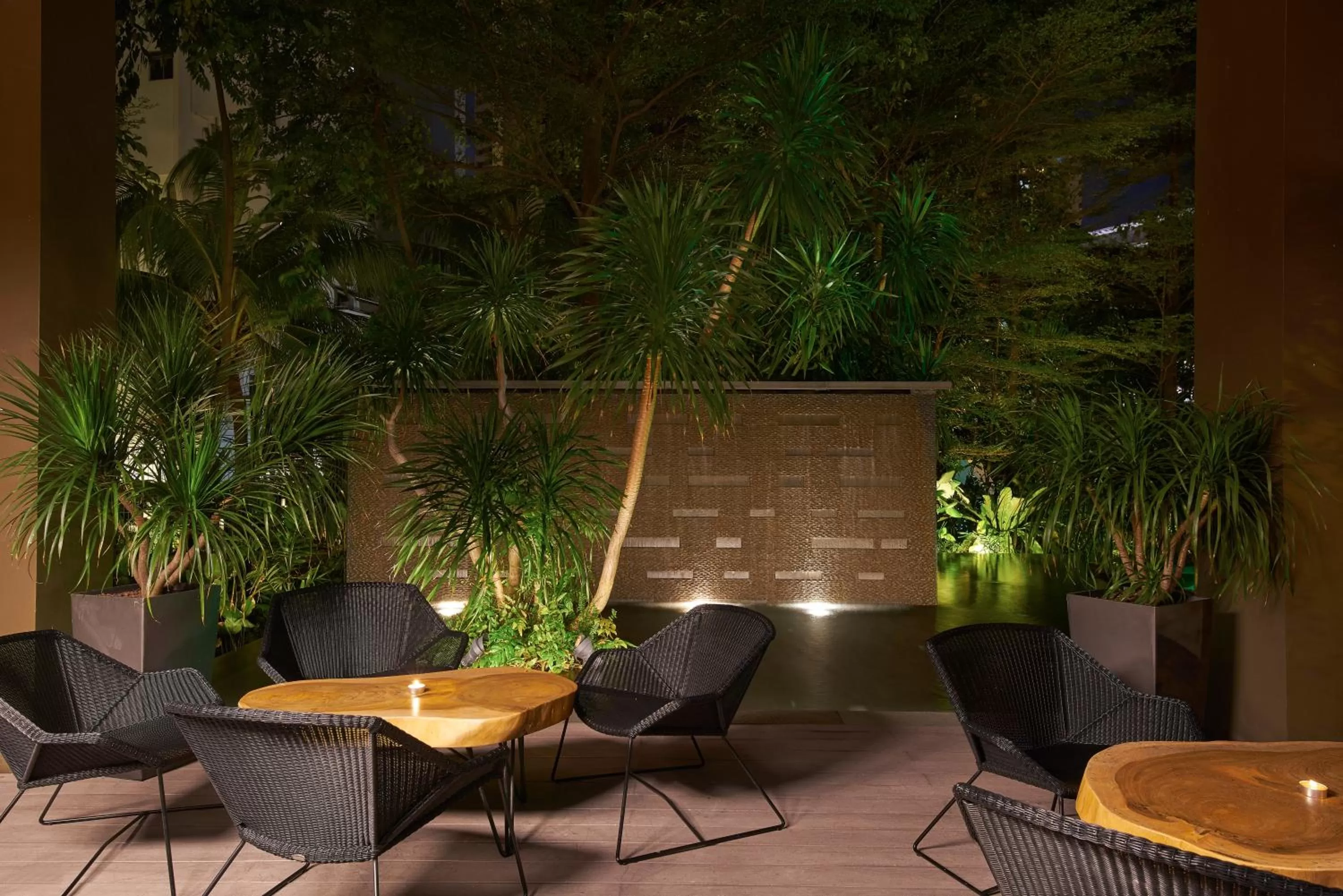 Area and facilities in Quincy Hotel Singapore by Far East Hospitality