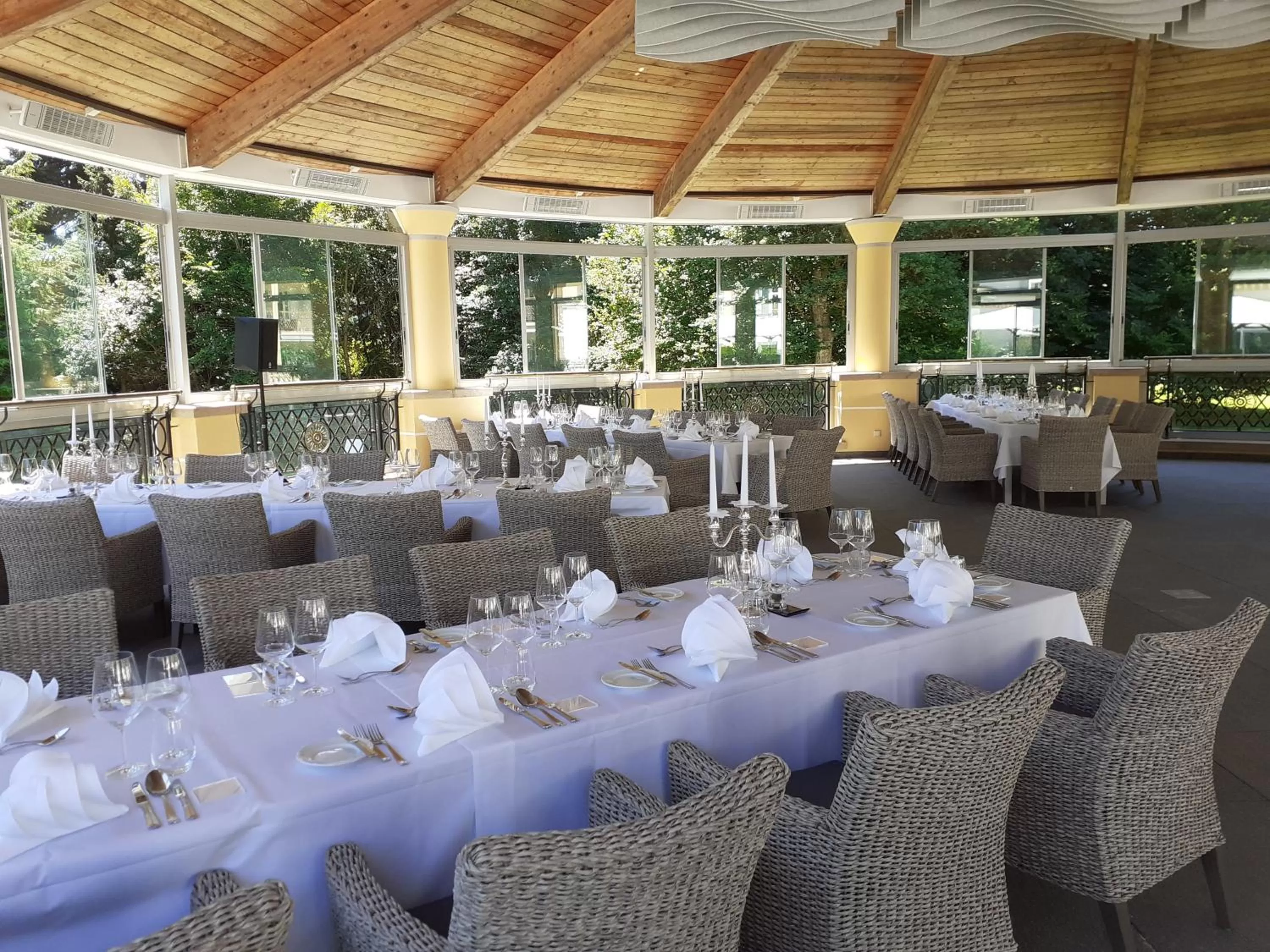 Restaurant/places to eat in Steigenberger Hotel Der Sonnenhof