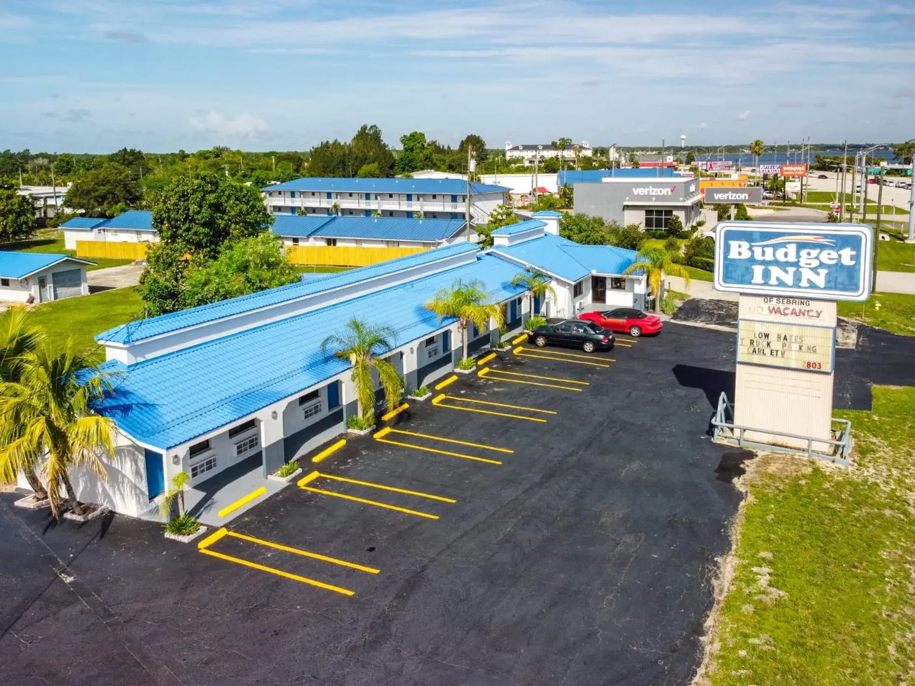 Property building, Bird's-eye View in Budget Inn of Sebring