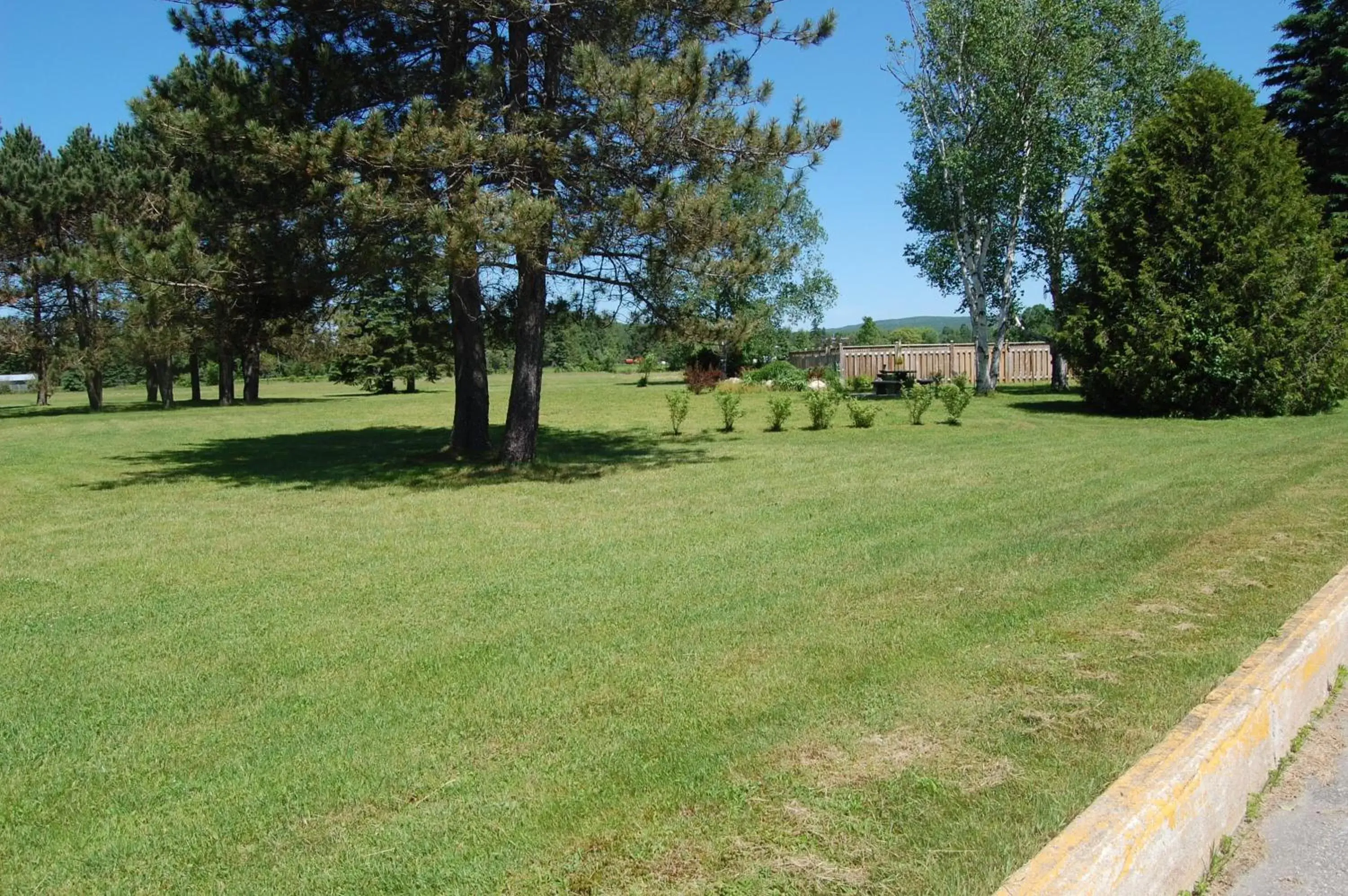 Day, Garden in Auberge Godard