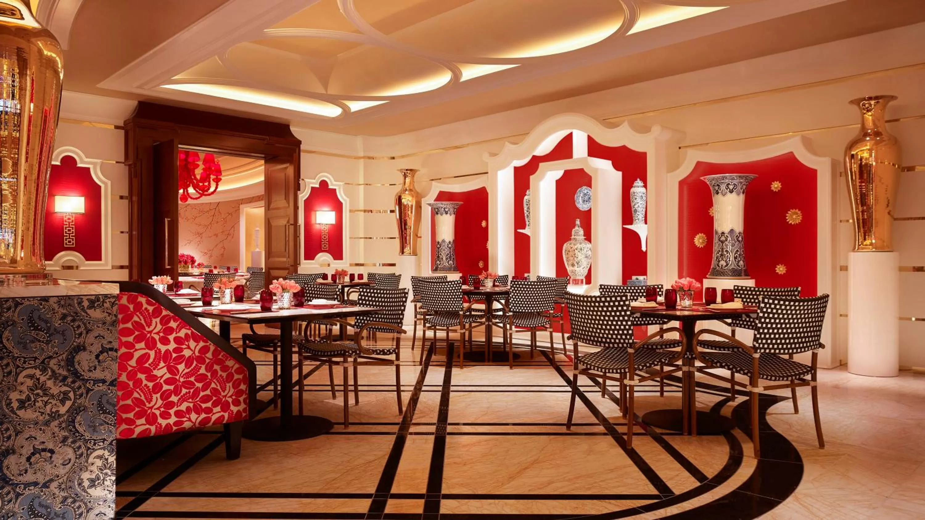 Restaurant/Places to Eat in Encore Boston Harbor