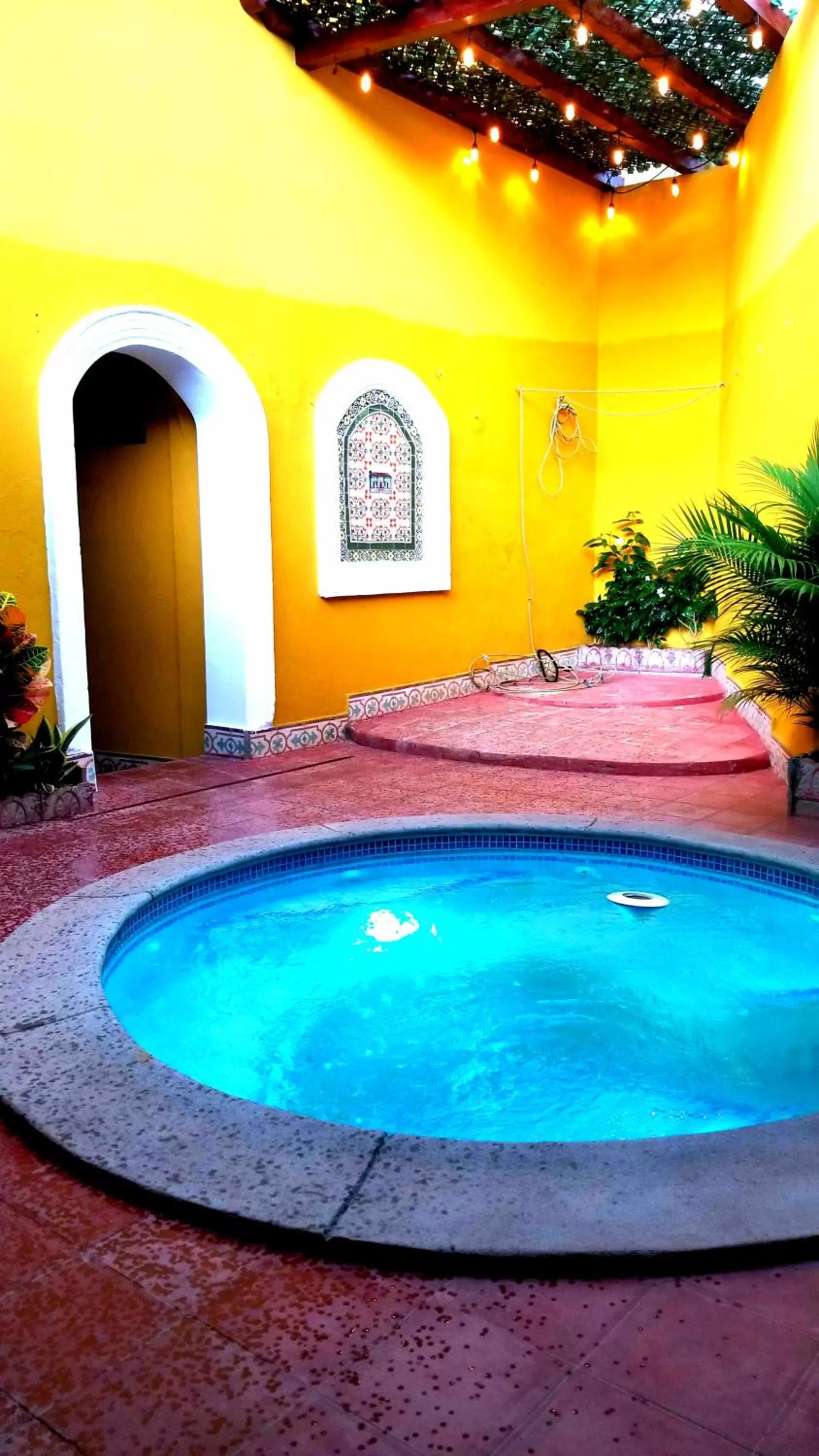 Decorative detail in Casa del Agua