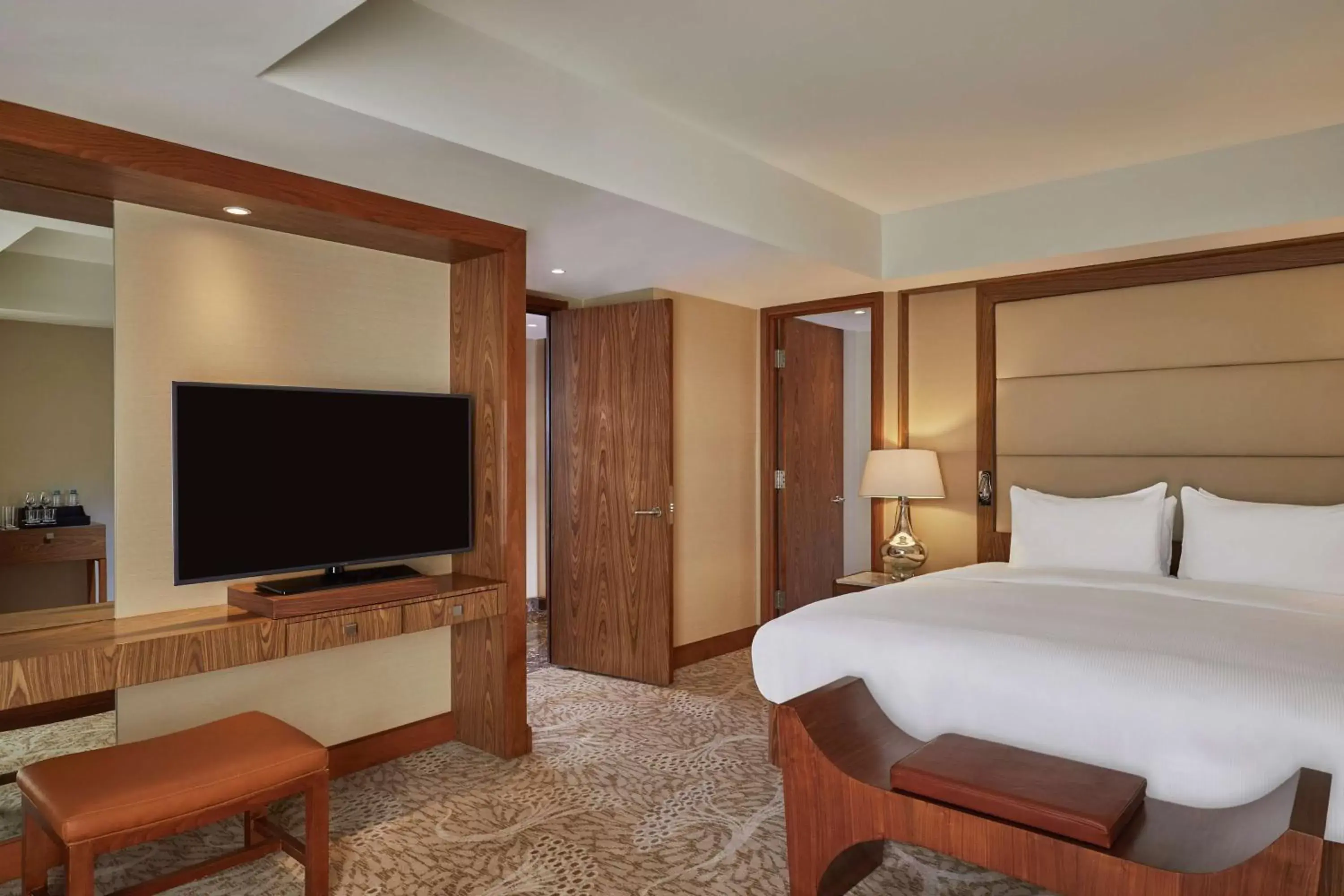 Bedroom, Bed in Ramses Hilton Hotel & Casino