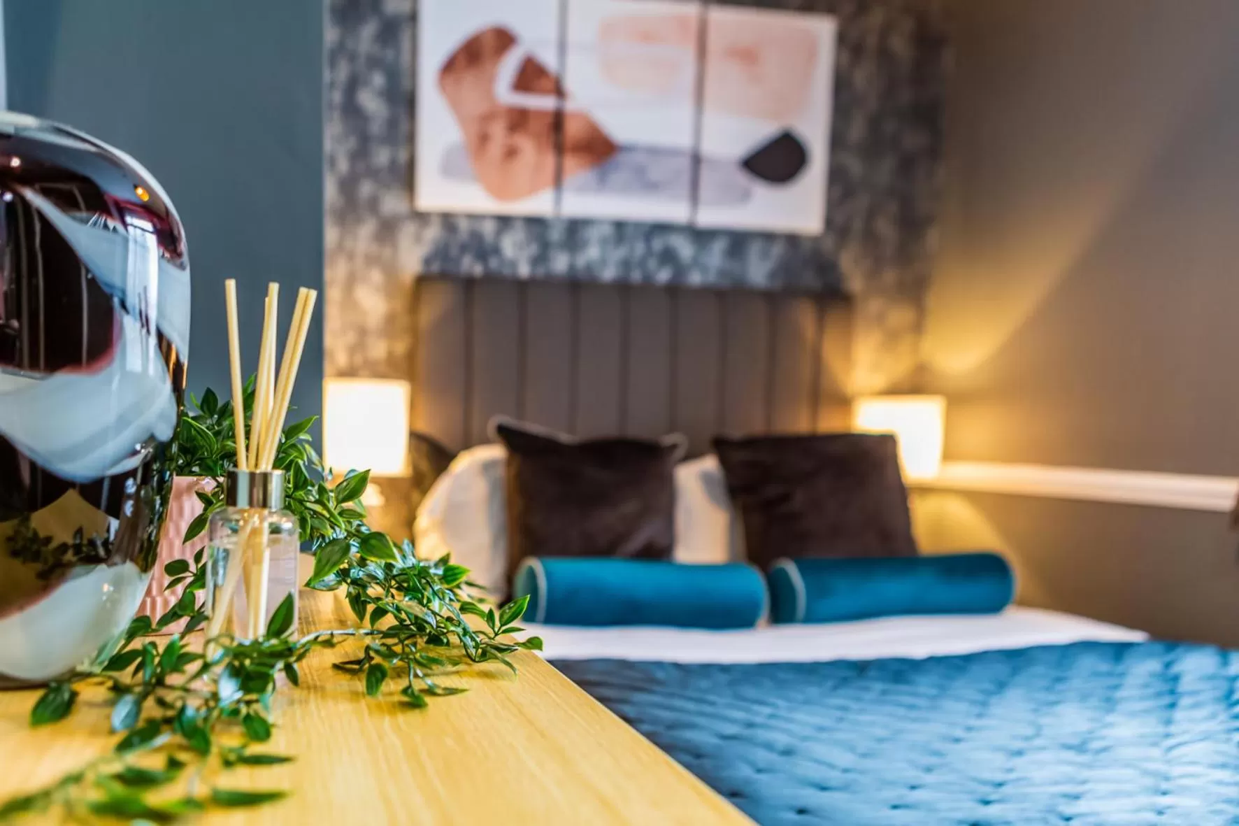 Bedroom, Bed in Comfy-Stays - Lower Ocean Road