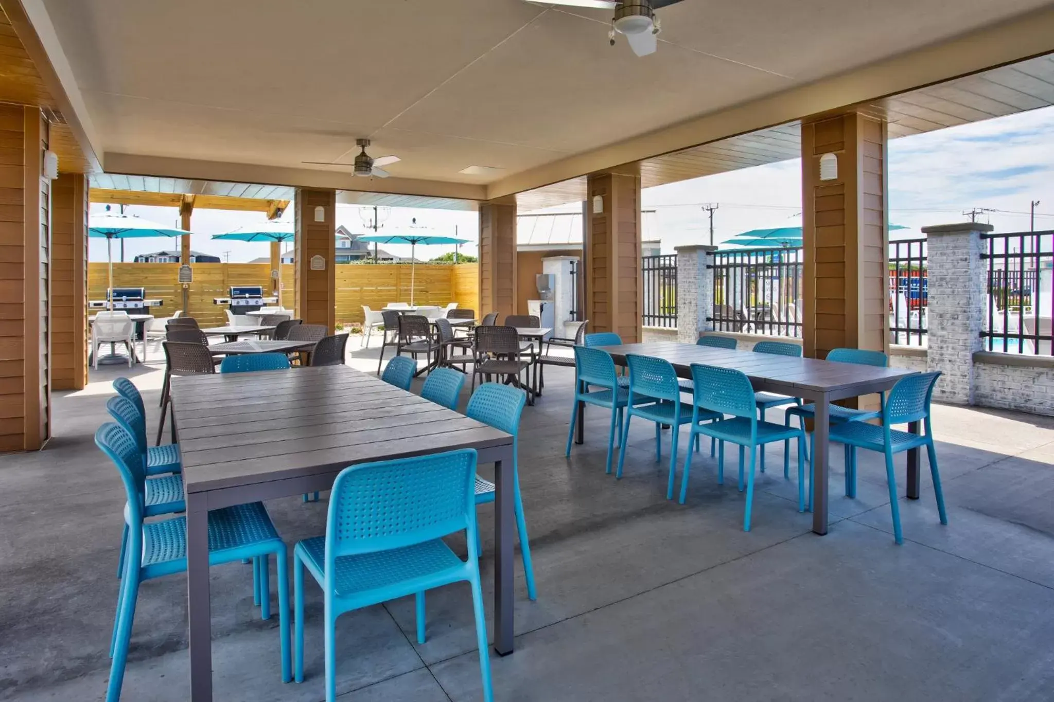 Other, Restaurant/Places to Eat in Holiday Inn Express - Kitty Hawk - Outer Banks, an IHG Hotel