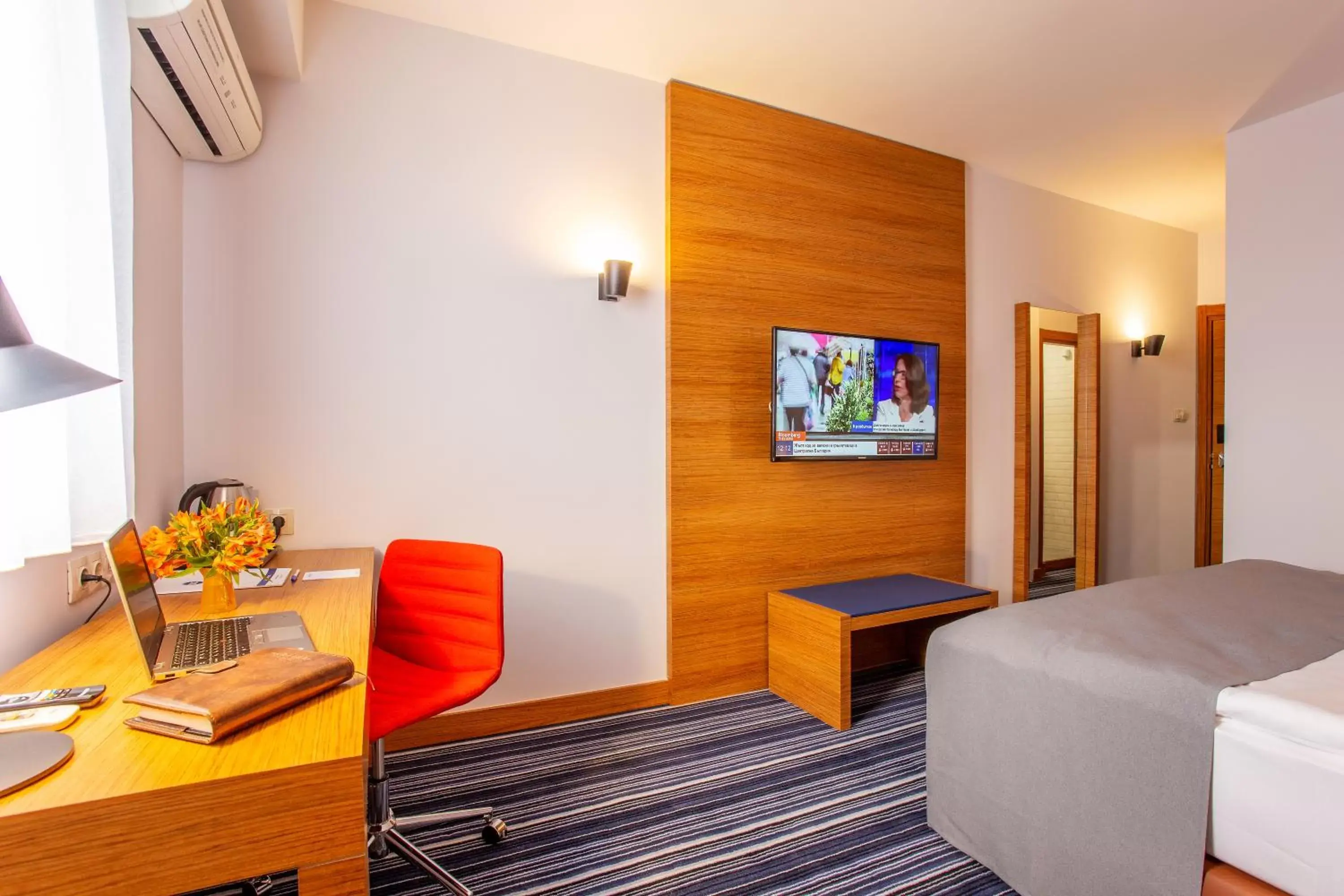 TV and multimedia, Seating Area in Best Western Terminus Hotel