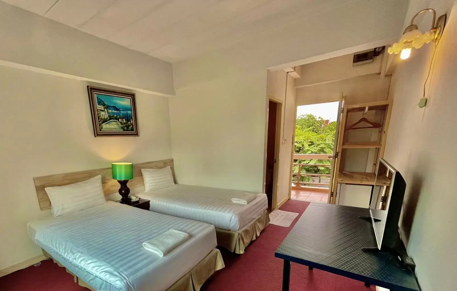 Bed in MANGO Lagoon Place Bed in MANGO Lagoon Place