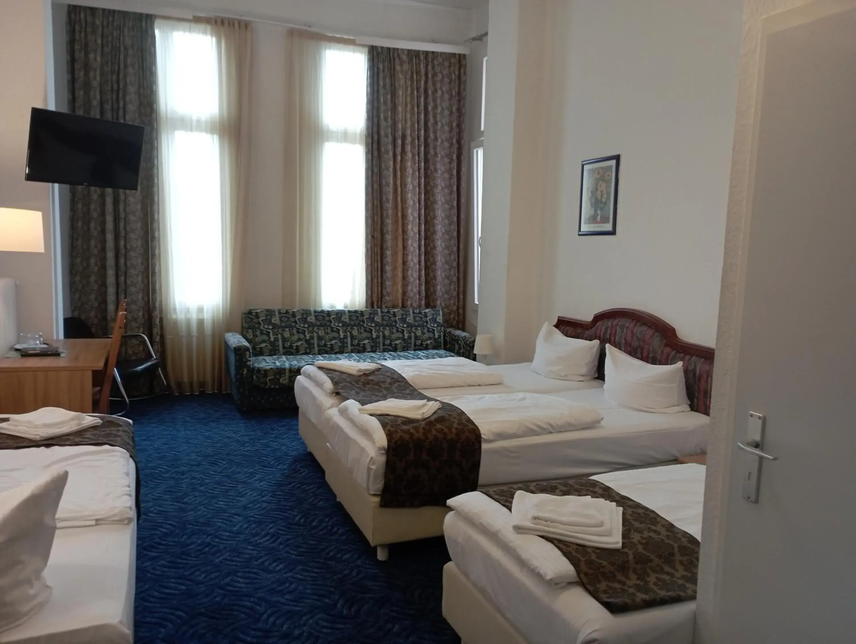 Photo of the whole room, Bed in City Pension Berlin