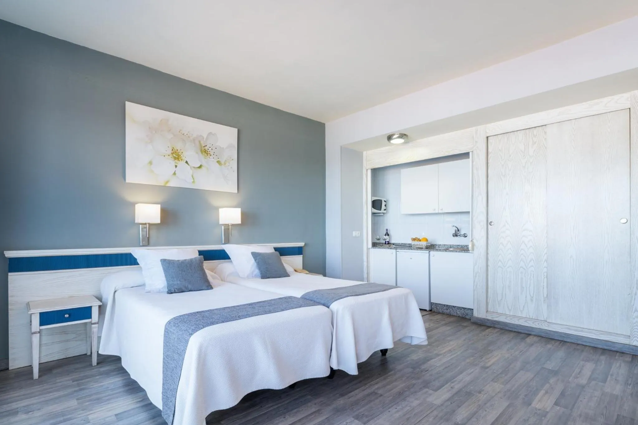 Bed in Apartamentos Colón Playa