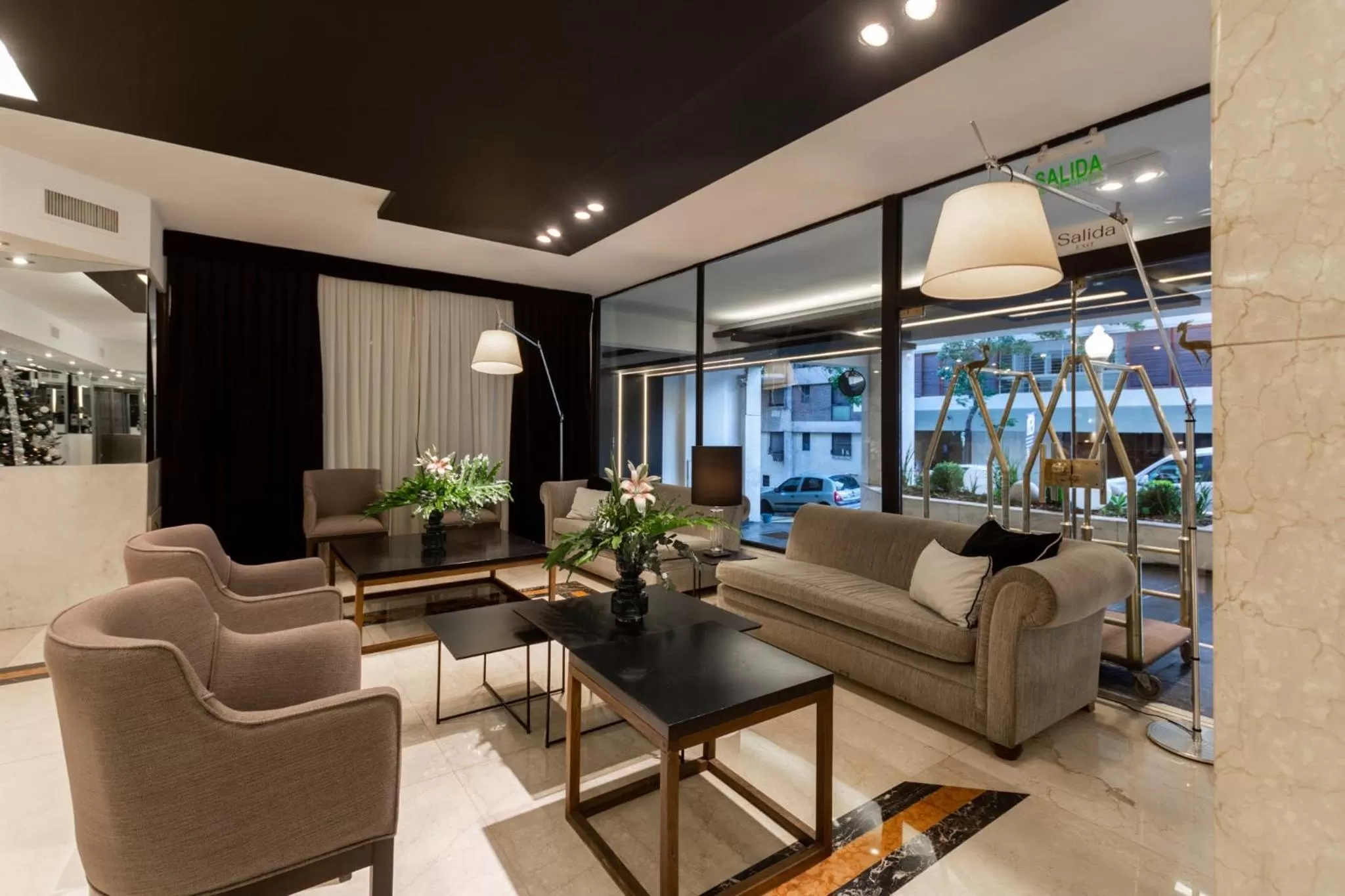 Feir's Park Hotel & Rooftop