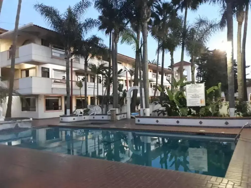 Swimming Pool in Hotel Paraiso Las Palmas
