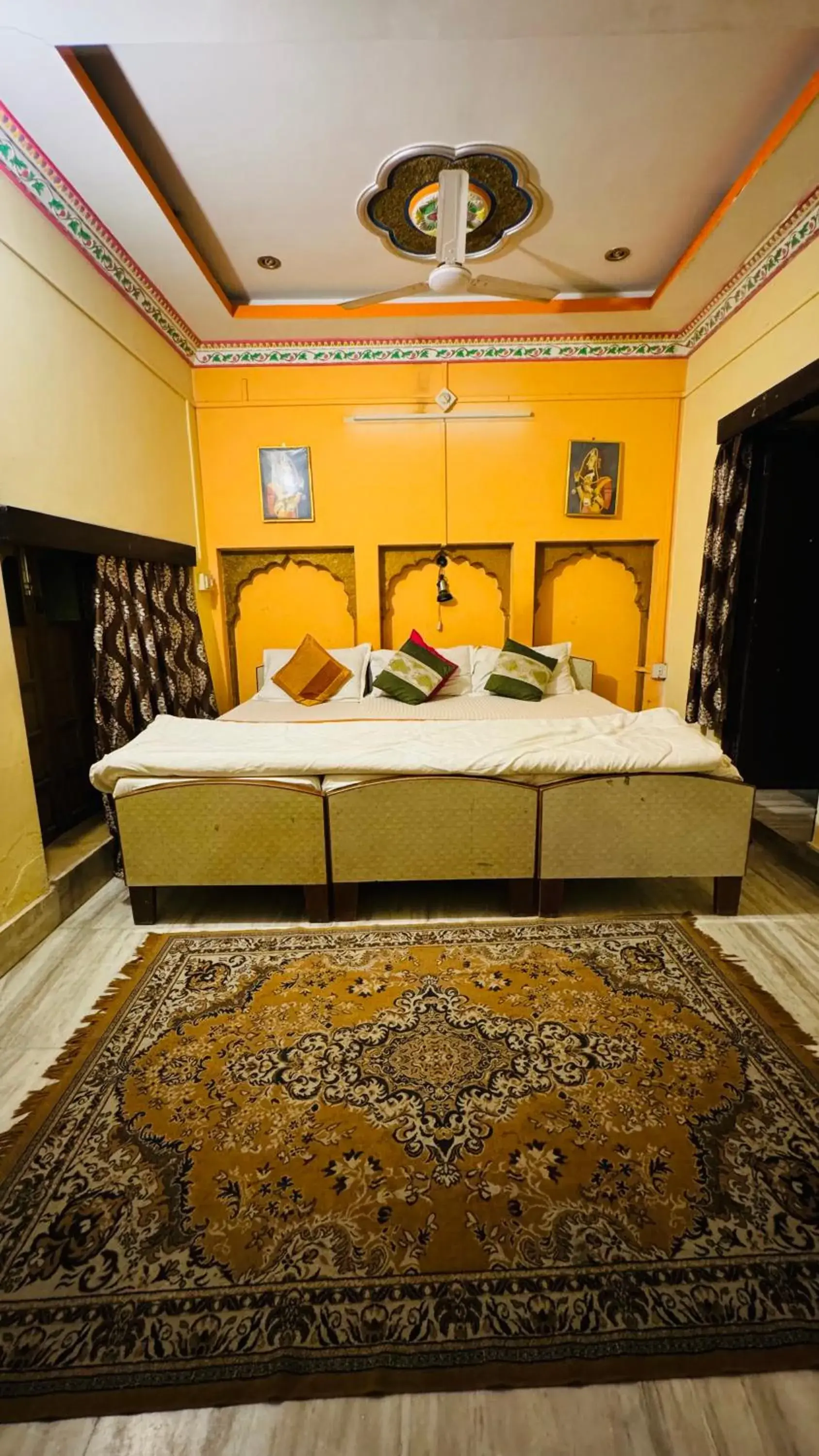 Bed in Hotel Mackpack Jaisalmer