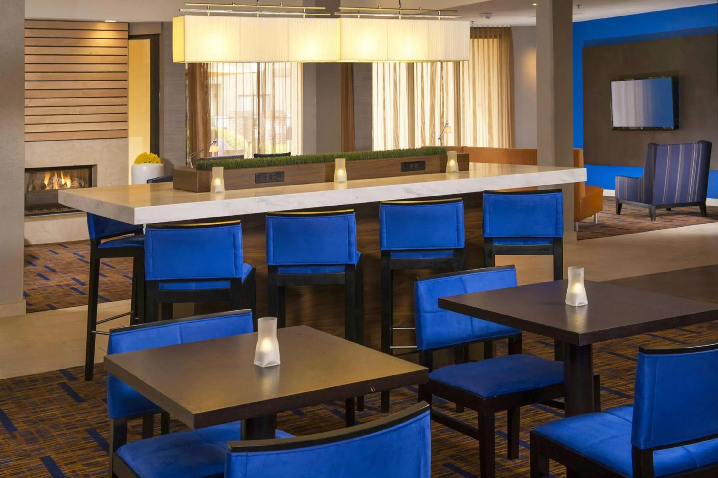 Restaurant/places to eat, Lounge/Bar in Sonesta Select Charlotte University Research Park