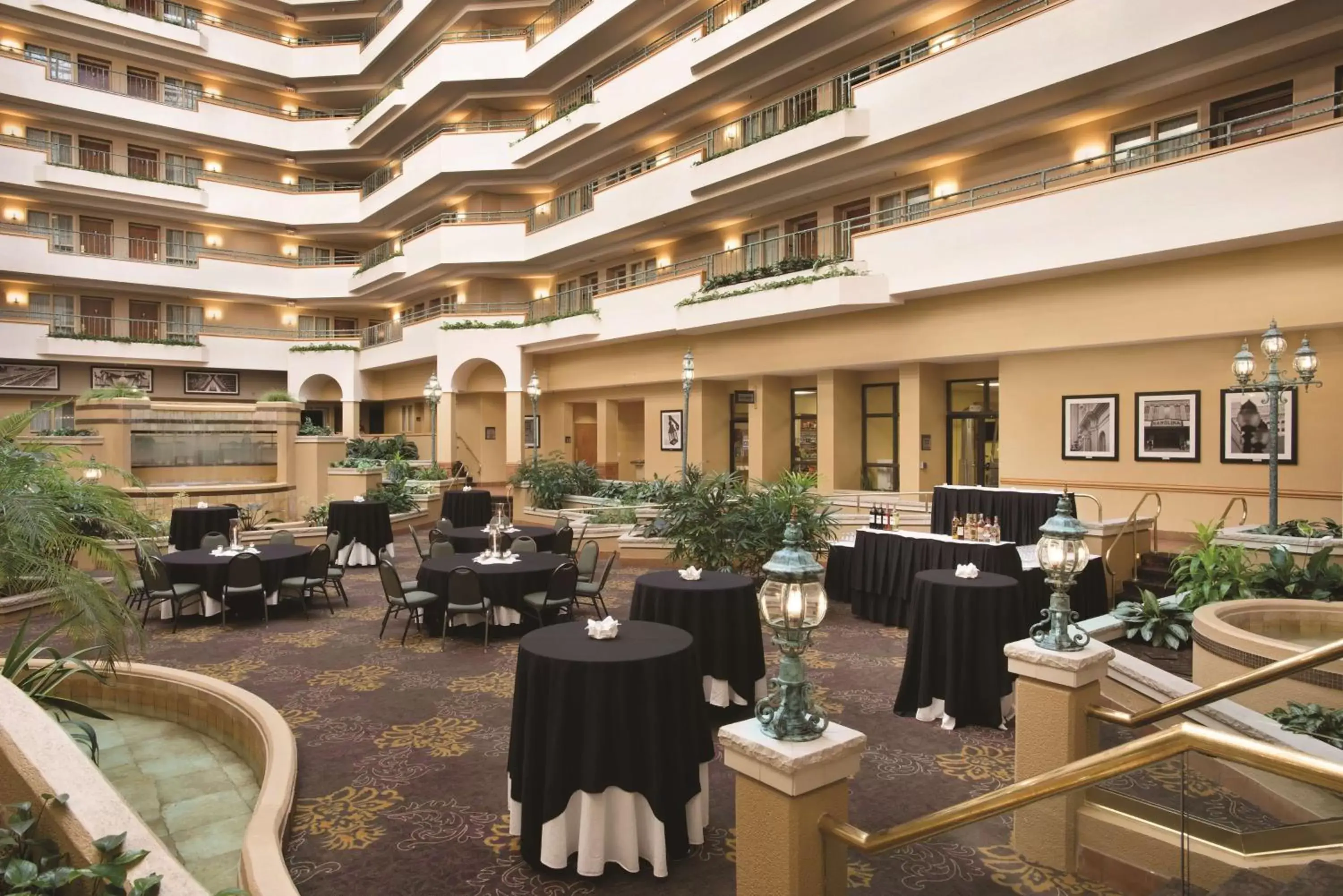 Lobby or reception, Restaurant/Places to Eat in Embassy Suites by Hilton Greensboro Airport